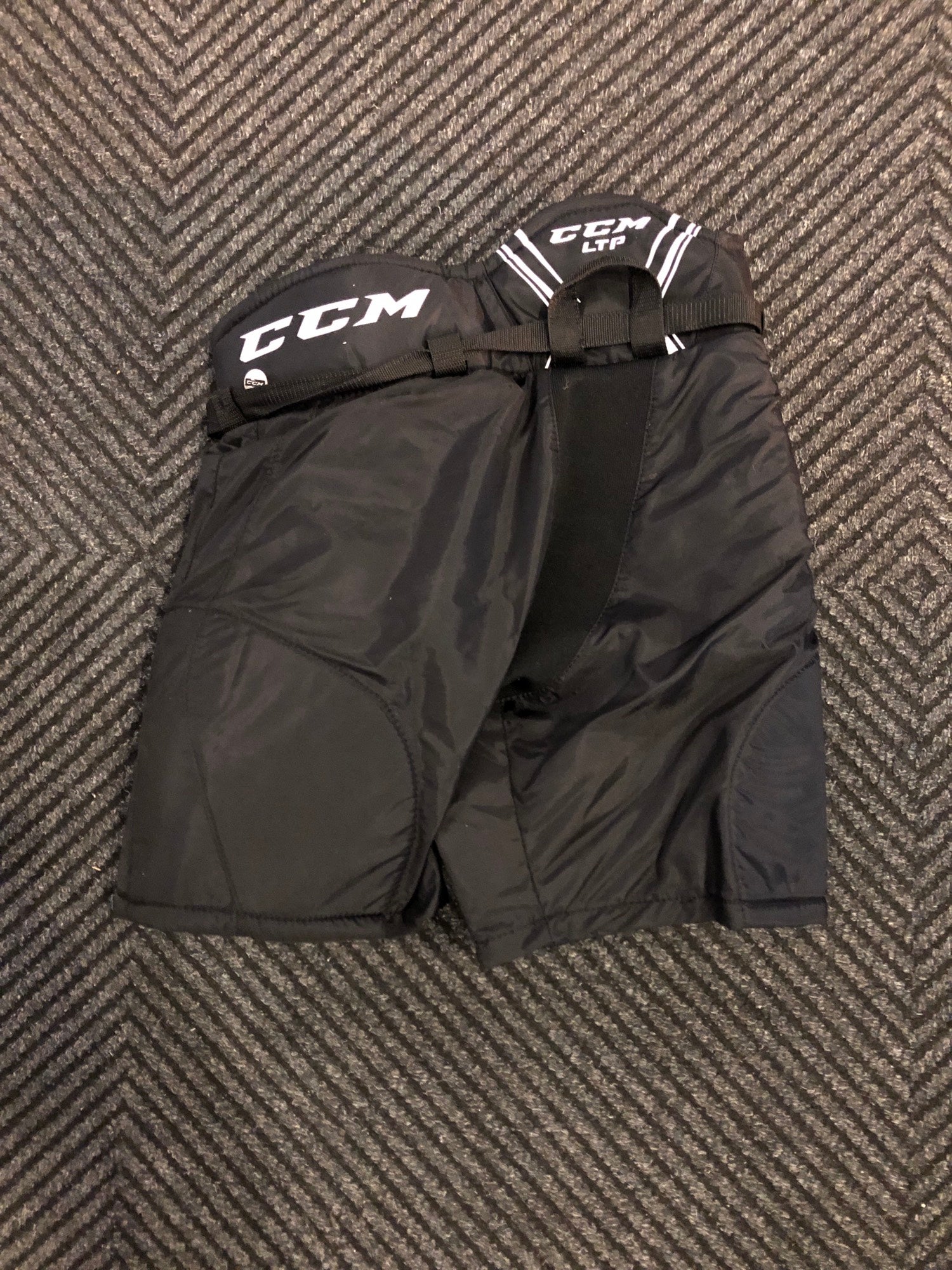 Used Youth CCM LTP Hockey Pants (Size Large) SidelineSwap