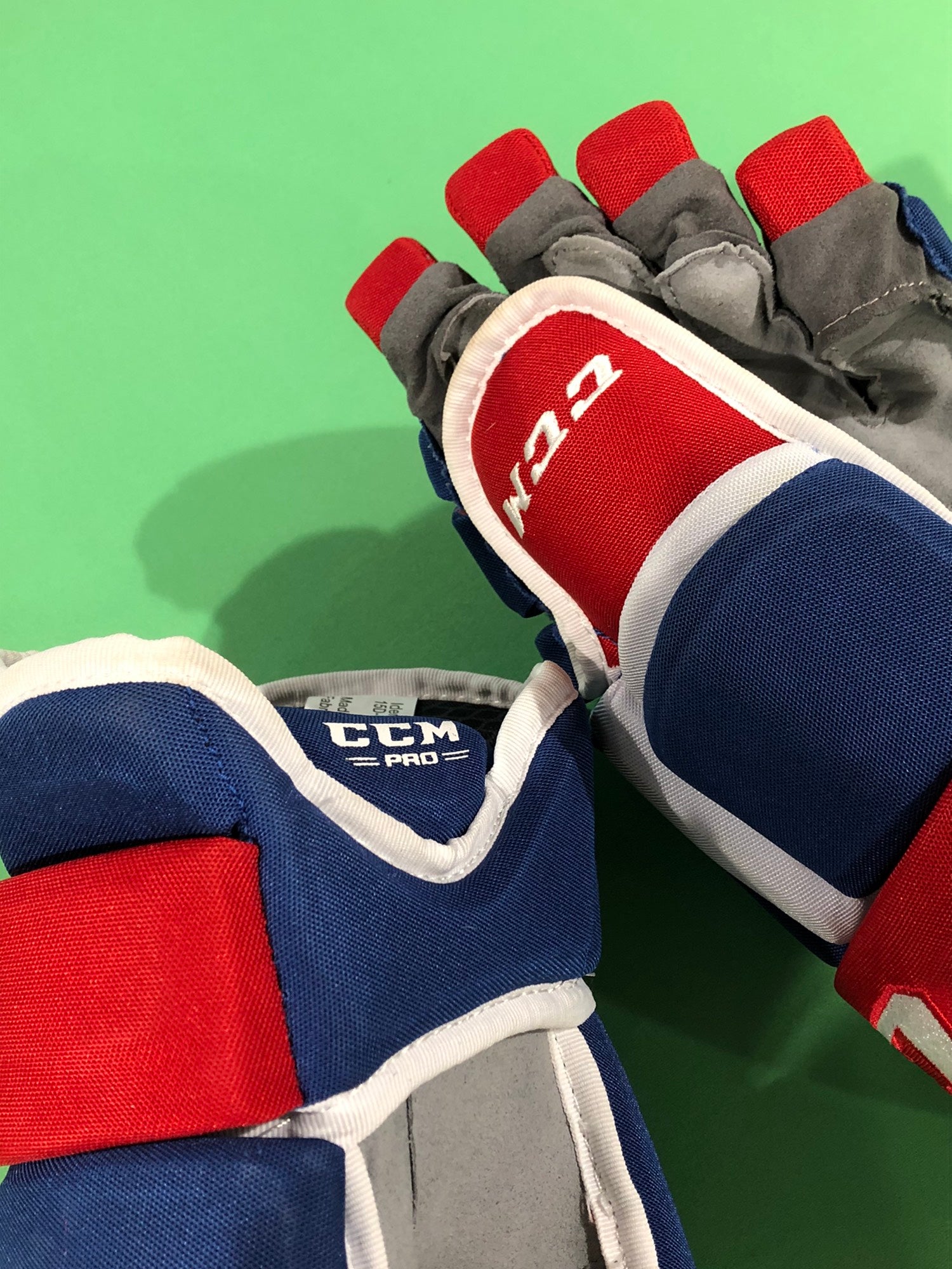 New CCM HG96 XP Pro Stock Hockey Gloves (14") SidelineSwap