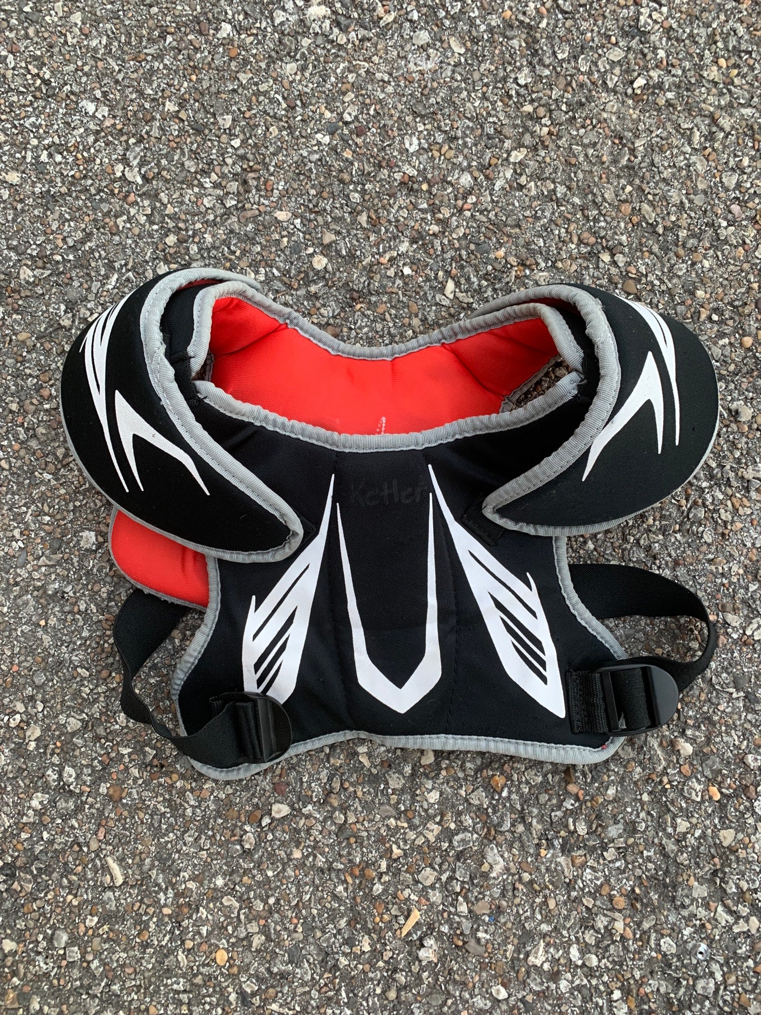 Used Small STX Stinger Shoulder Pads SidelineSwap