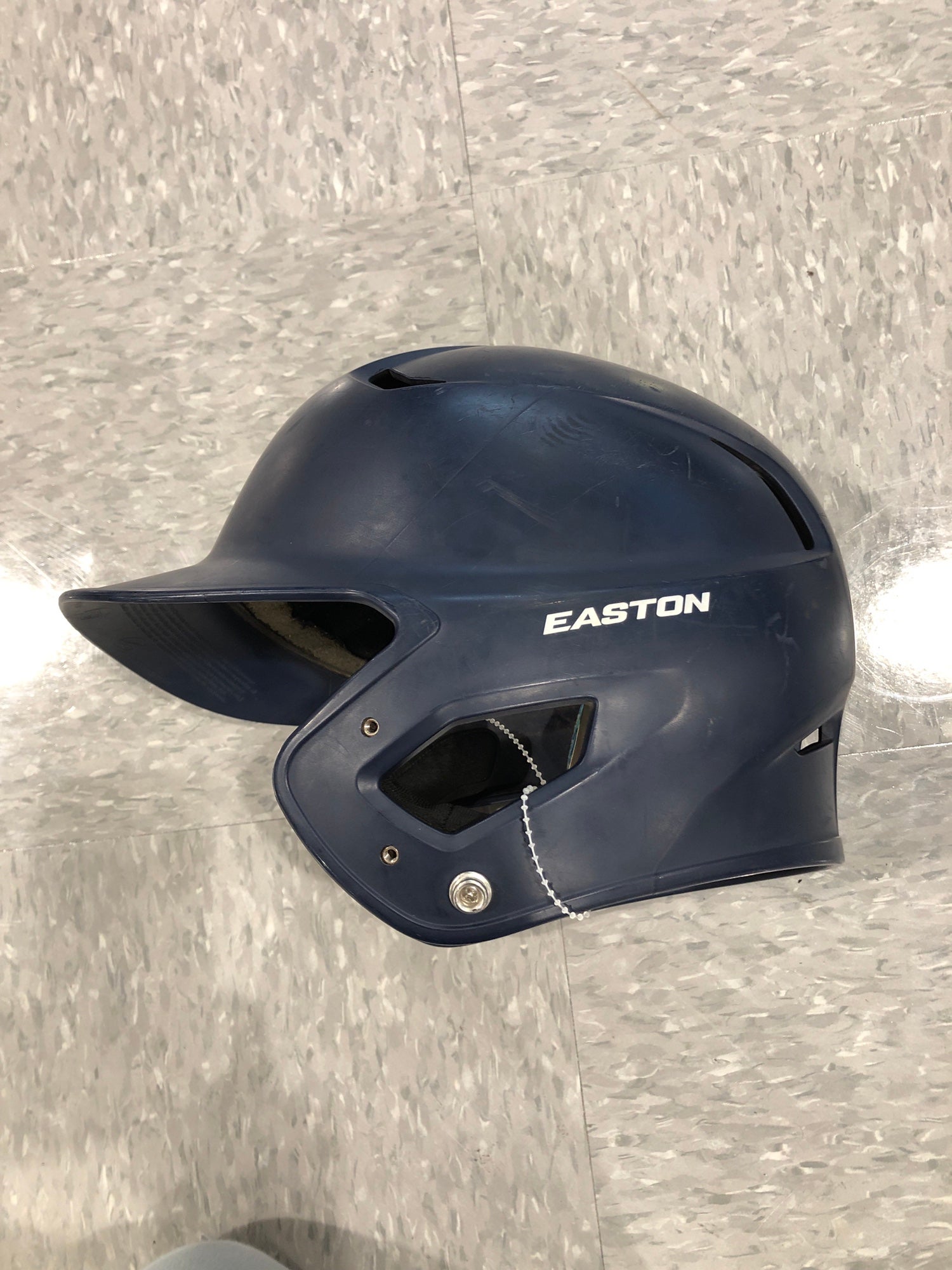 Used Sr Easton Z5 2.0 Batting Helmet SidelineSwap
