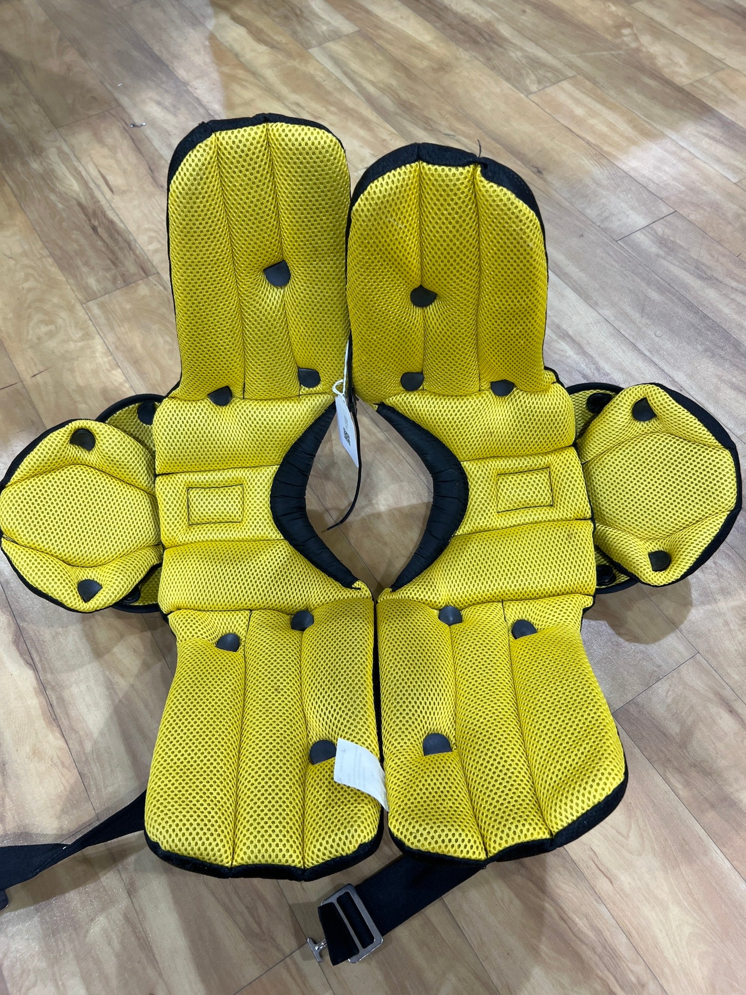 Used Extra Large Schutt Shoulder Pads SidelineSwap