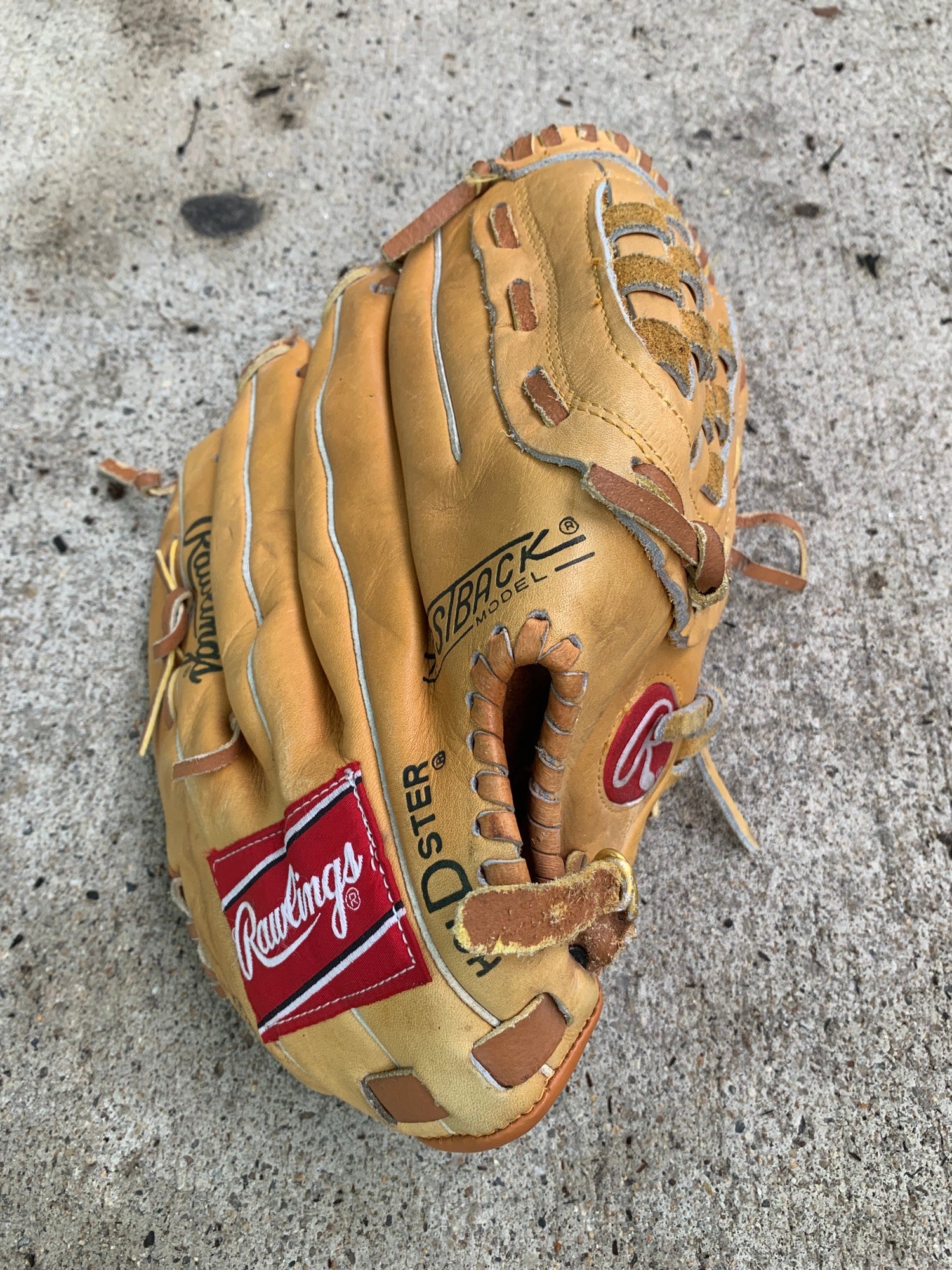 Used Rawlings Fastback Right Hand Throw Infield Baseball Glove 12.5