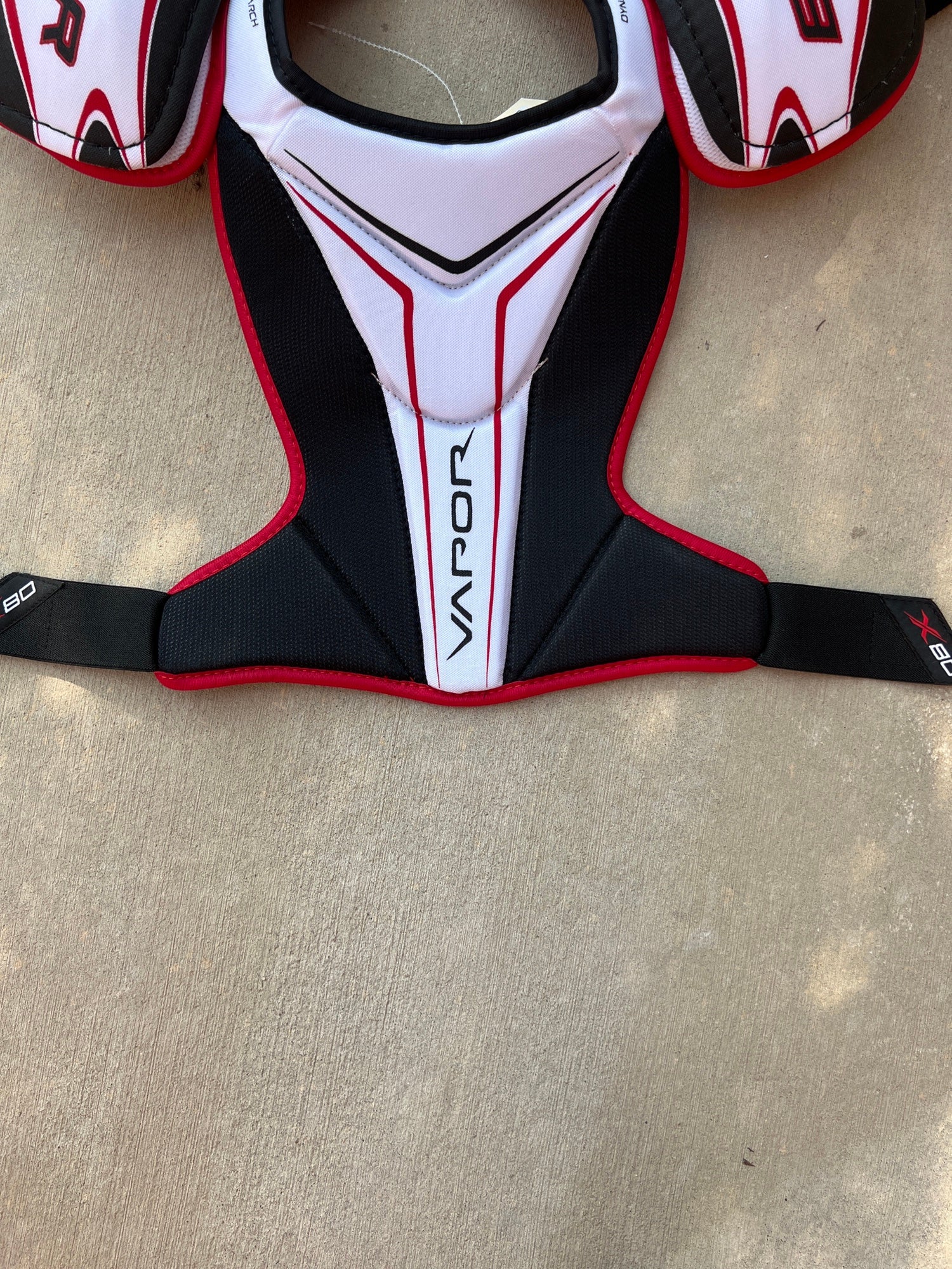 New Junior Medium Bauer Vapor X80 Shoulder Pads SidelineSwap