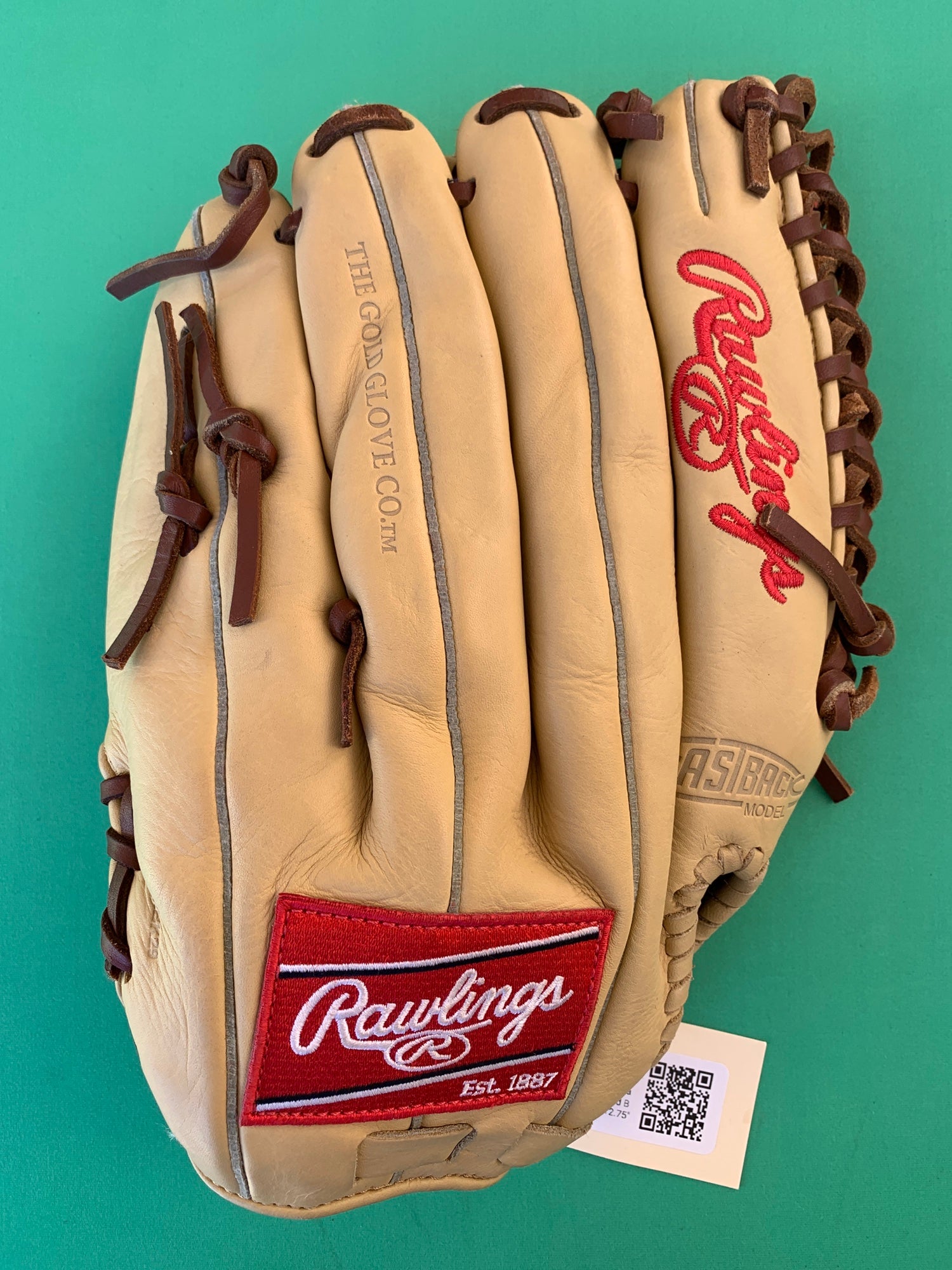Used Rawlings Gold Glove Elite Right Hand Throw Outfield Baseball Glove