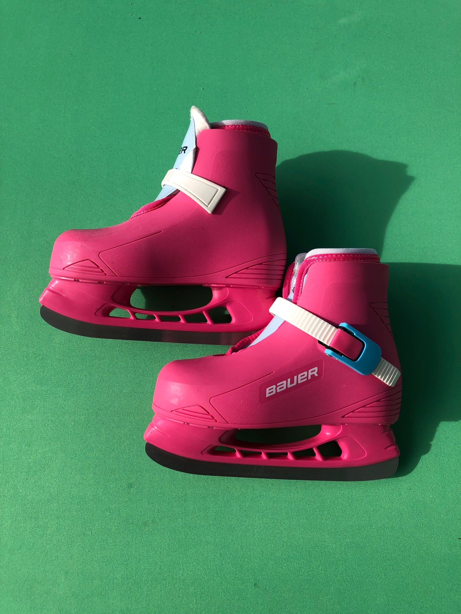 Youth Used Bauer Lil Champ Hockey Skates D&R (Regular) Retail 10