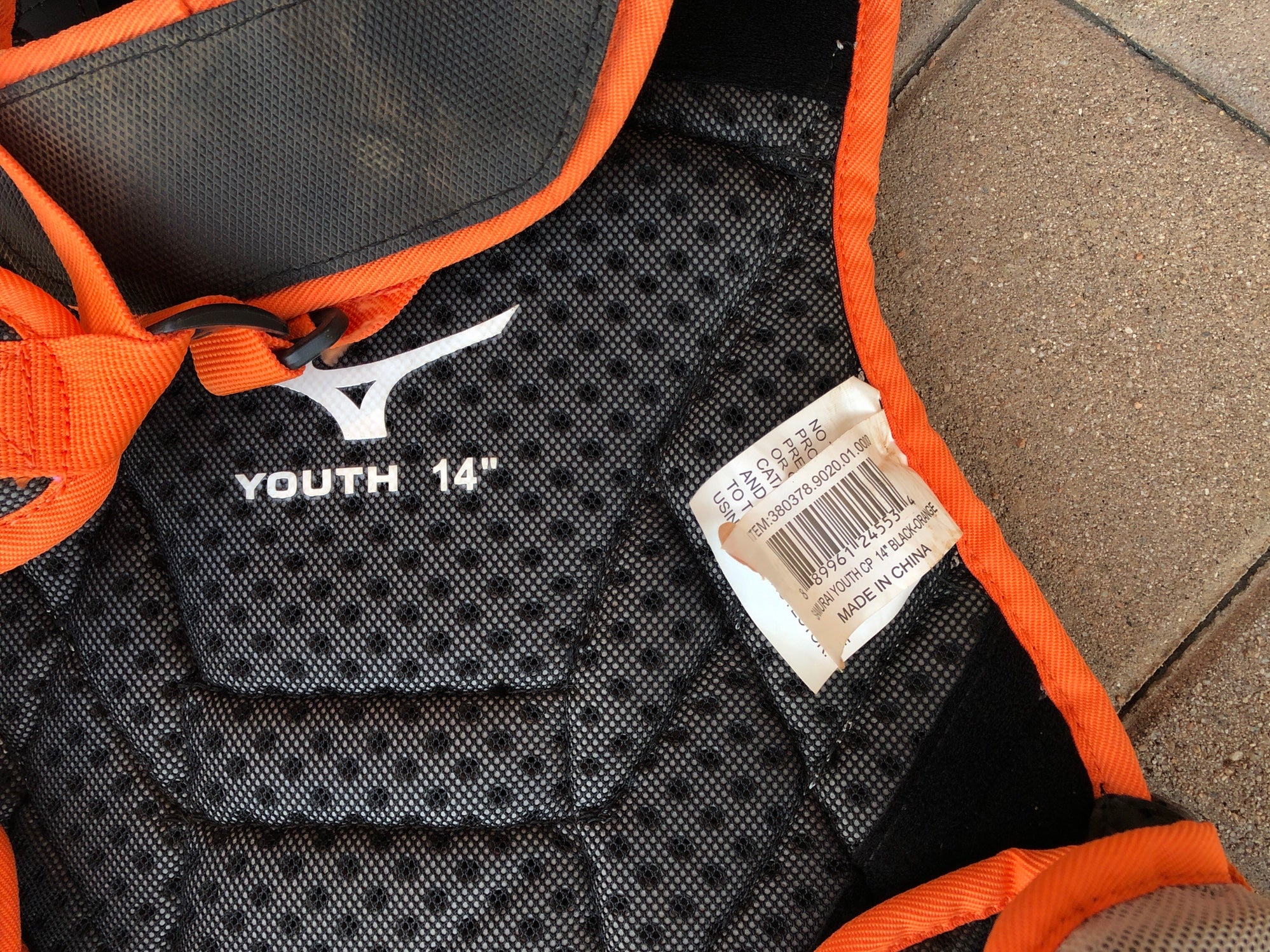 Used Mizuno Samurai Catcher's Chest Protector SidelineSwap