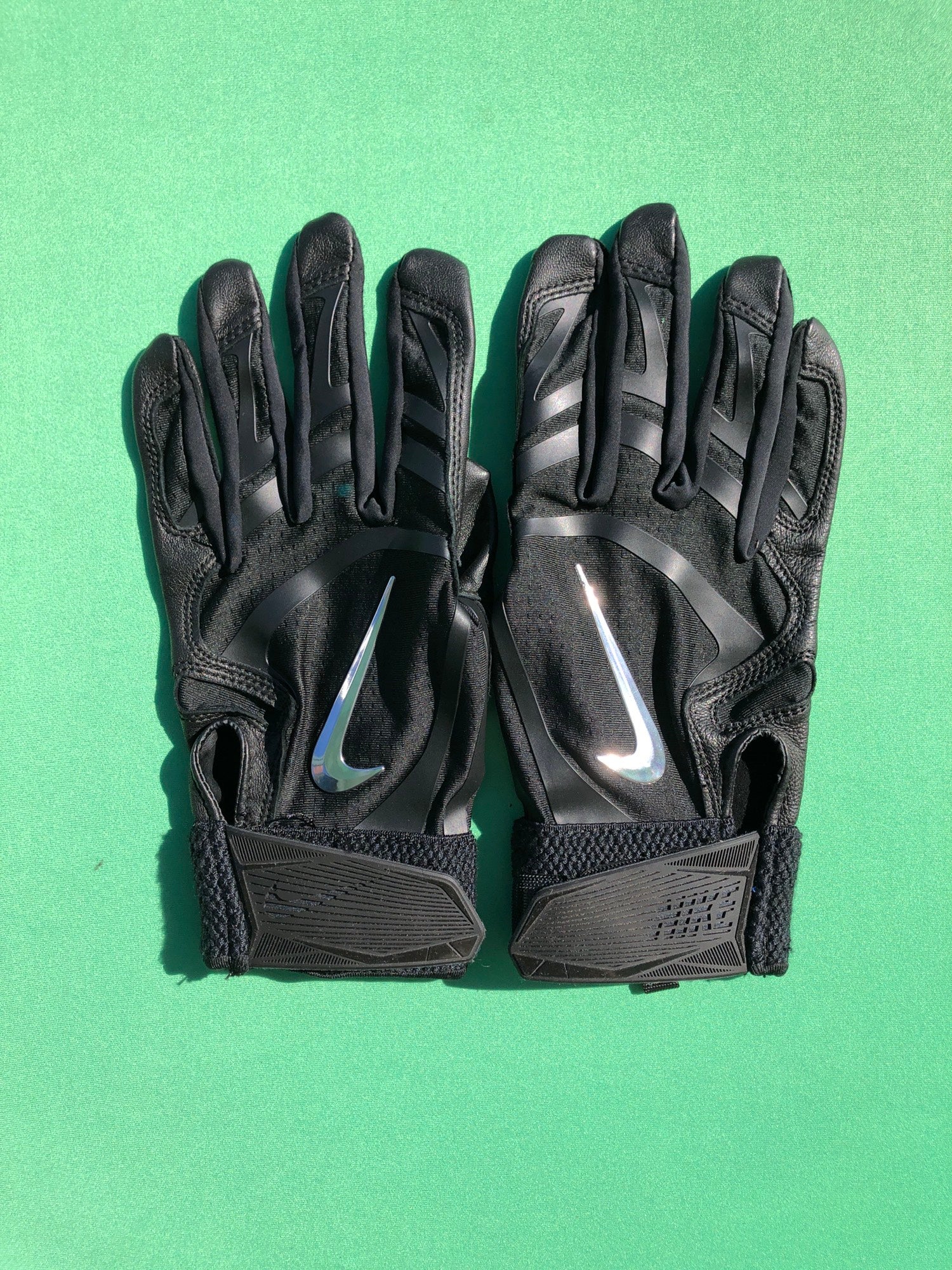Used Black Medium Nike Batting Gloves SidelineSwap