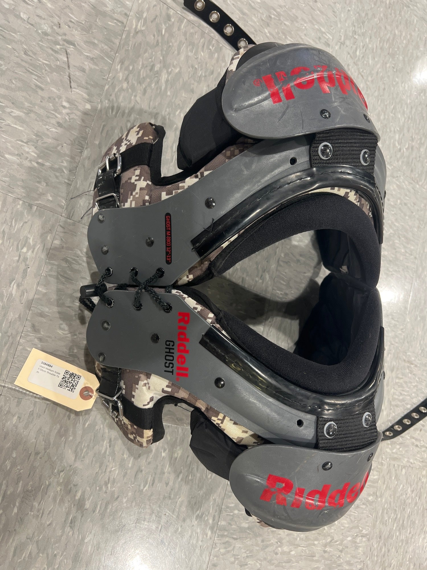 Used Medium Riddell Ghost Shoulder Pads SidelineSwap