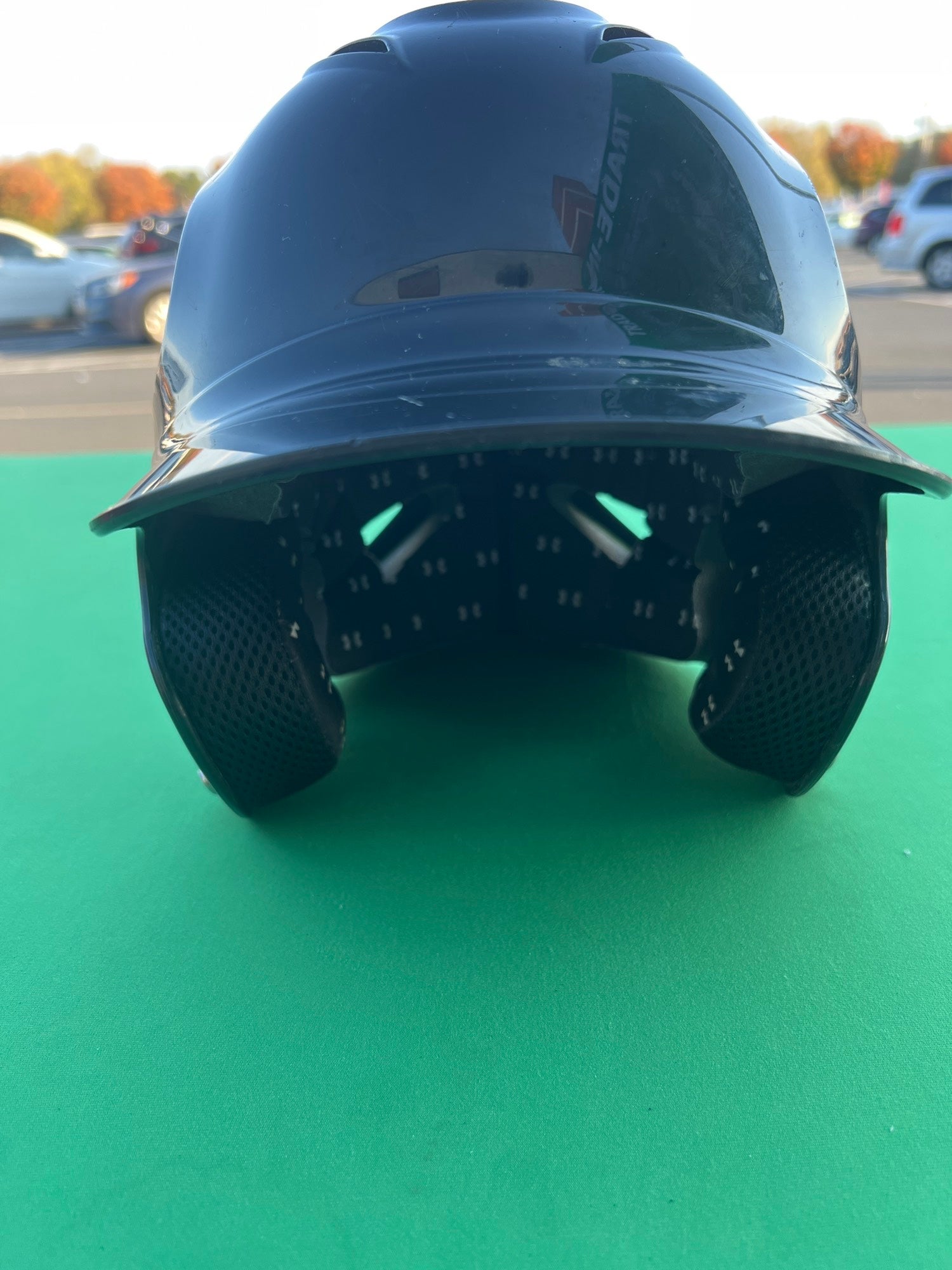 Used Under Armour UABH100 Batting Helmet (Size 6 1/2 7 3/4