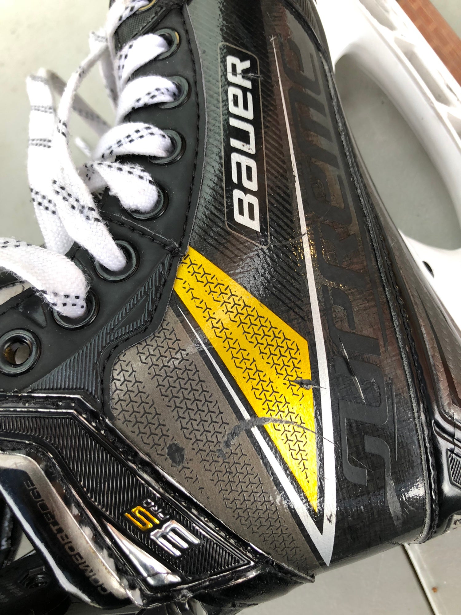 Junior Used Bauer Supreme 3S Pro Hockey Skates 4.5 SidelineSwap