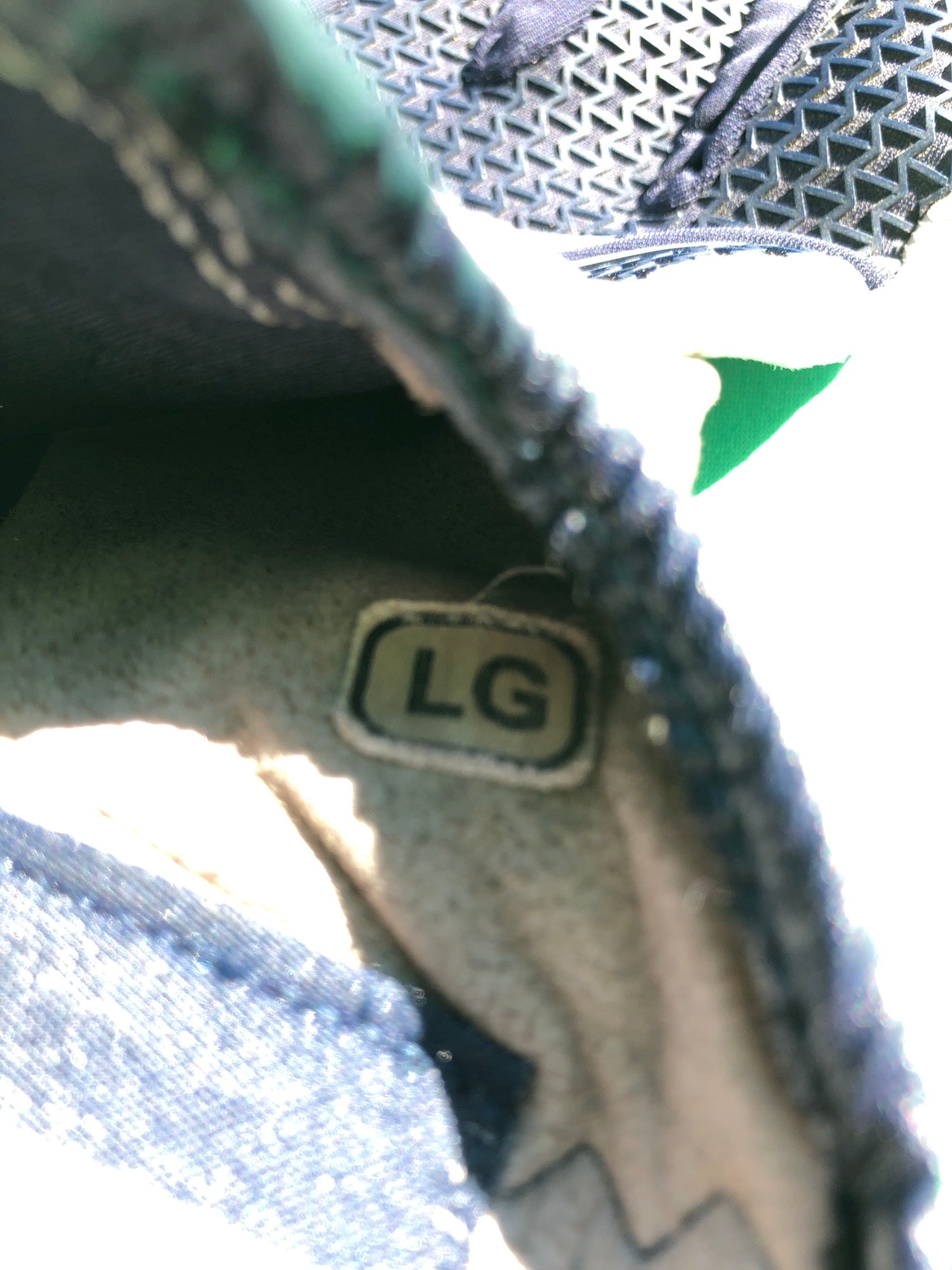 Used Under Armour Clutch Fit Baseball Batting Gloves (Size Large