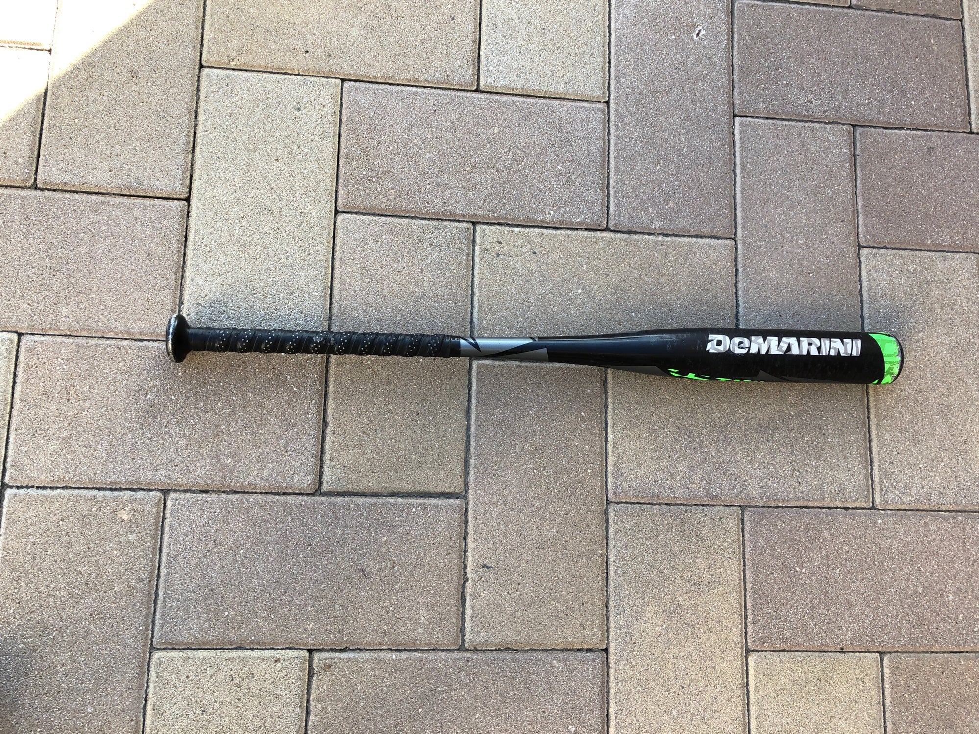 Used USSSA Certified DeMarini Alloy Bat 12 18OZ 30" SidelineSwap