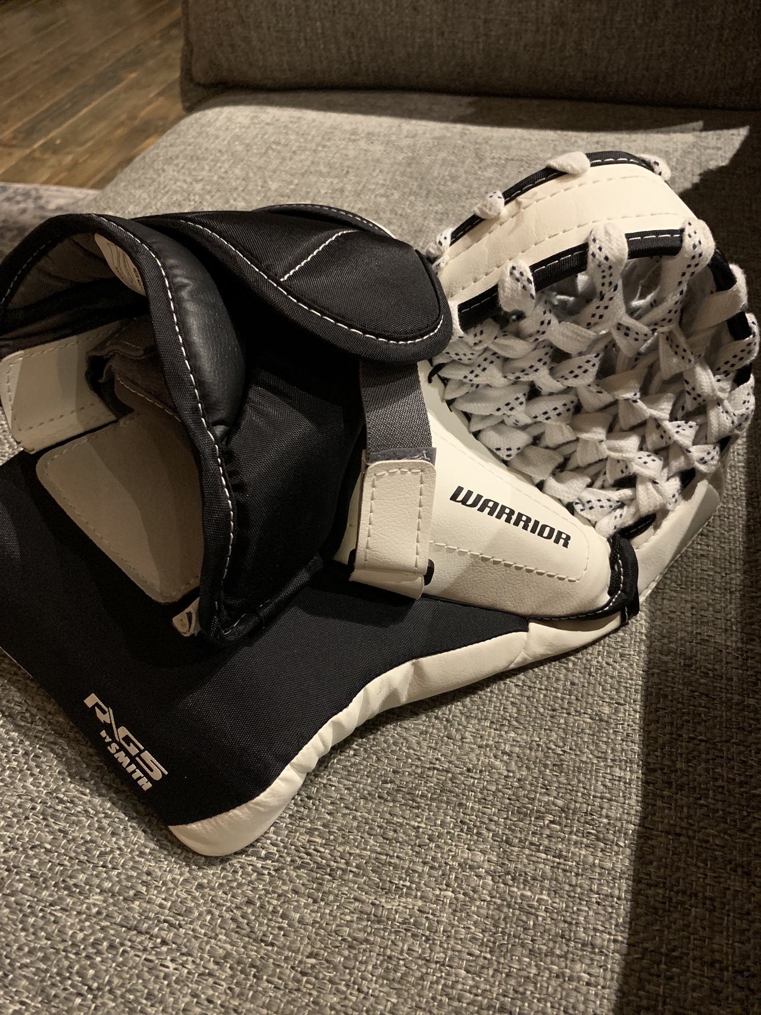 Warrior Ritual G5 Regular Goalie Glove Junior SidelineSwap