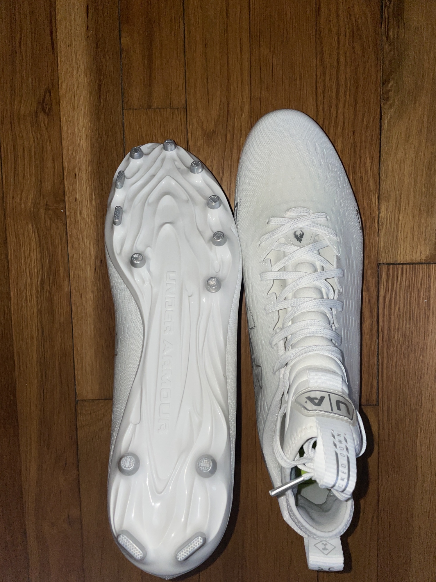 under armour white cleats