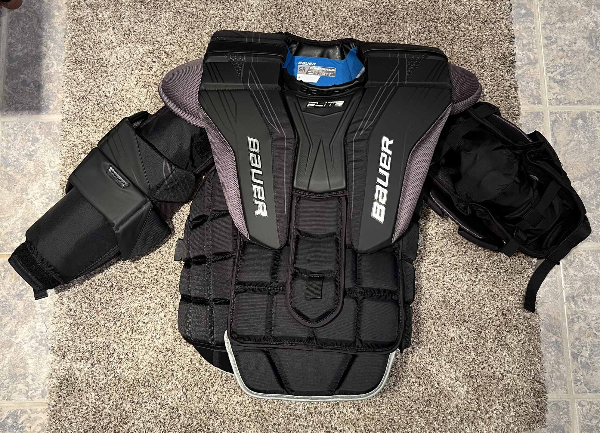 Used XL Bauer Elite Goalie Chest Protector SidelineSwap