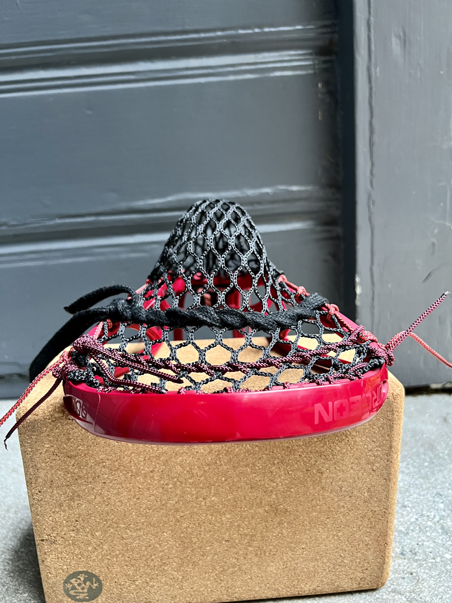 STX Surgeon 900, RED, Pro Strung Stringking 4S Mesh SidelineSwap