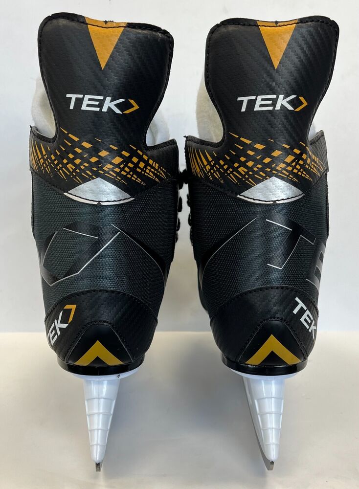 New Powertek Ice Hockey Skates size 9 D senior V3.0 Tek mens recreational rec sr SidelineSwap