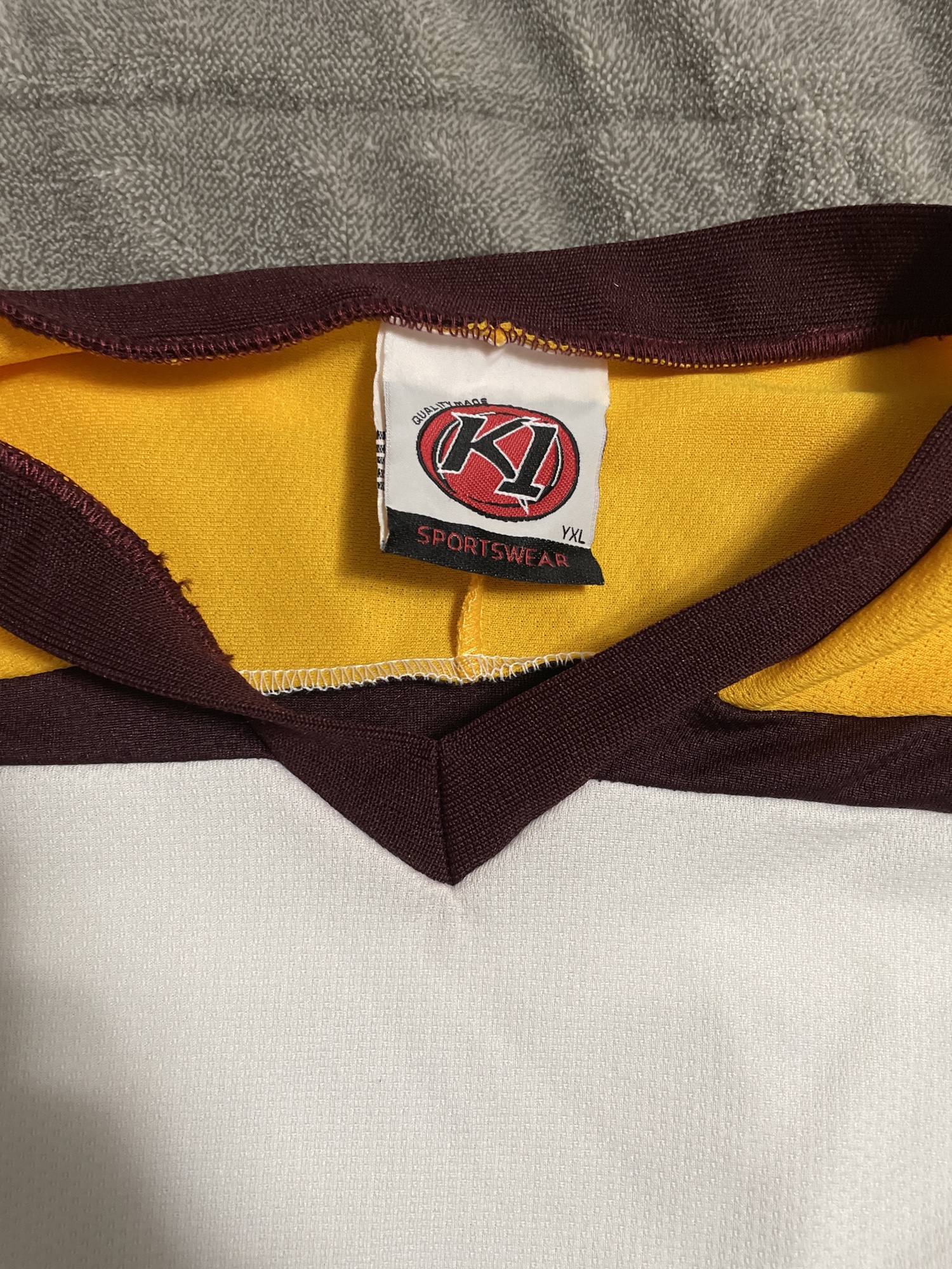 Youth XL University Of Minnesota Duluth Bulldogs Hockey Jersey youth-xl-university-of-minnesota-duluth-bulldogs-hockey-jersey