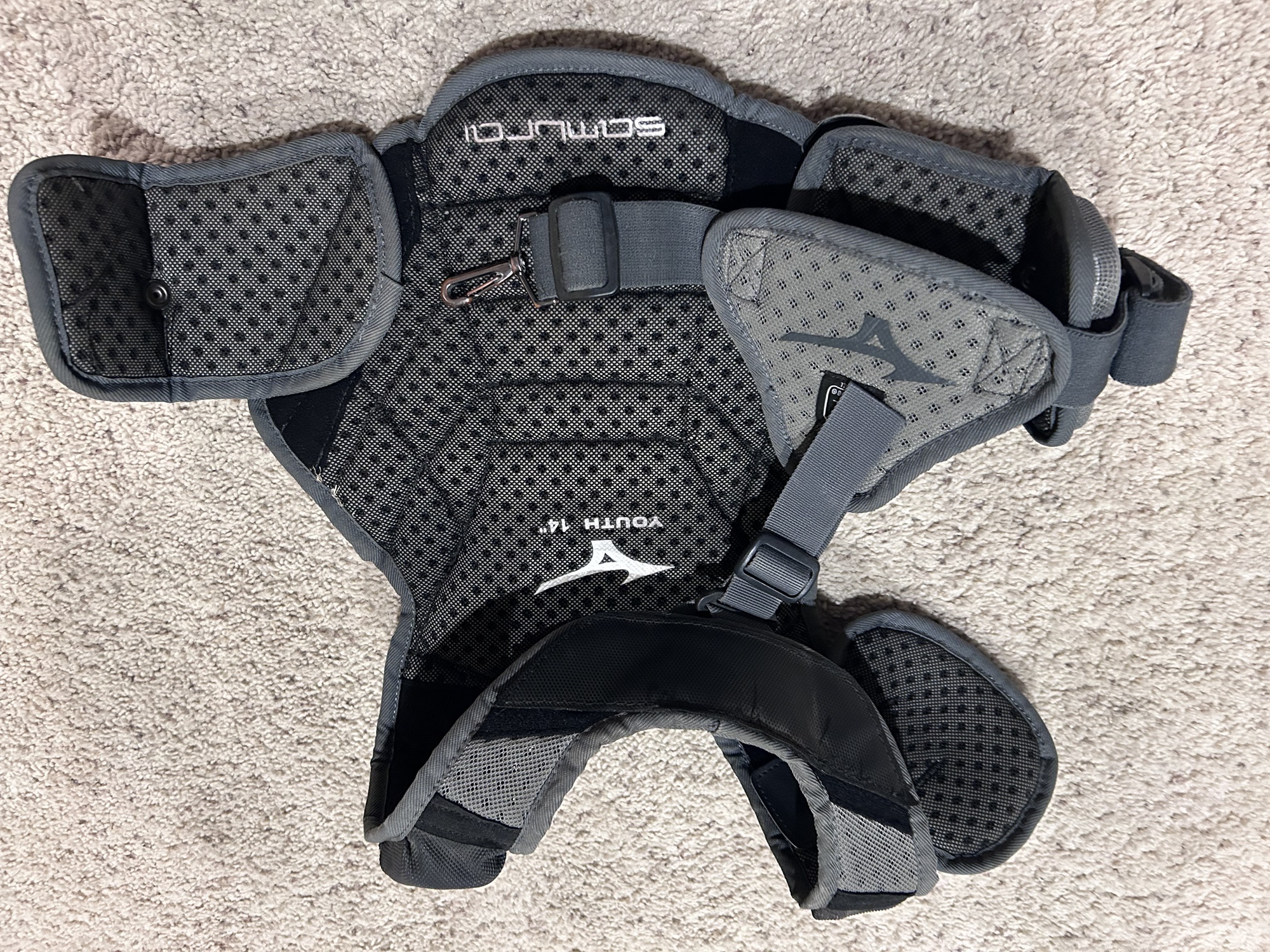 Mizuno Samurai Catcher's Chest Protector SidelineSwap