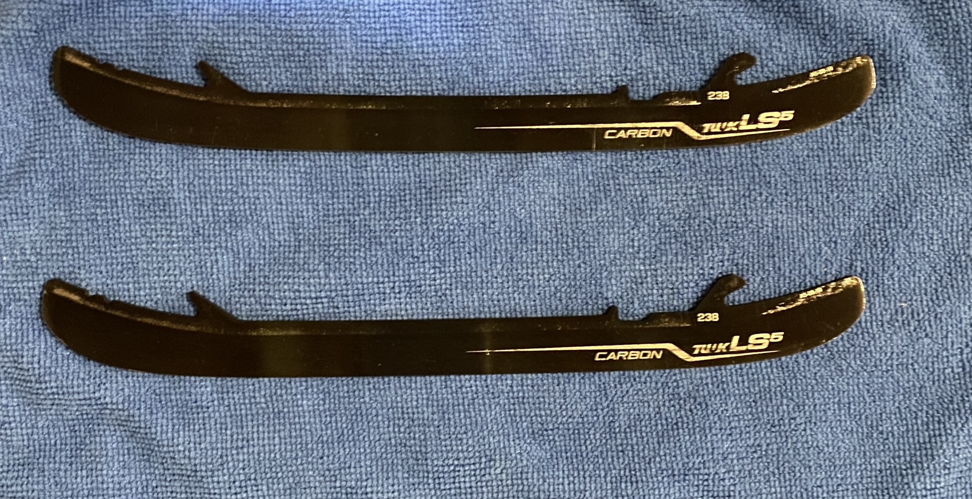 Bauer Extra Wide Width Size 4.5 Supreme 1S Hockey Skates including LS4