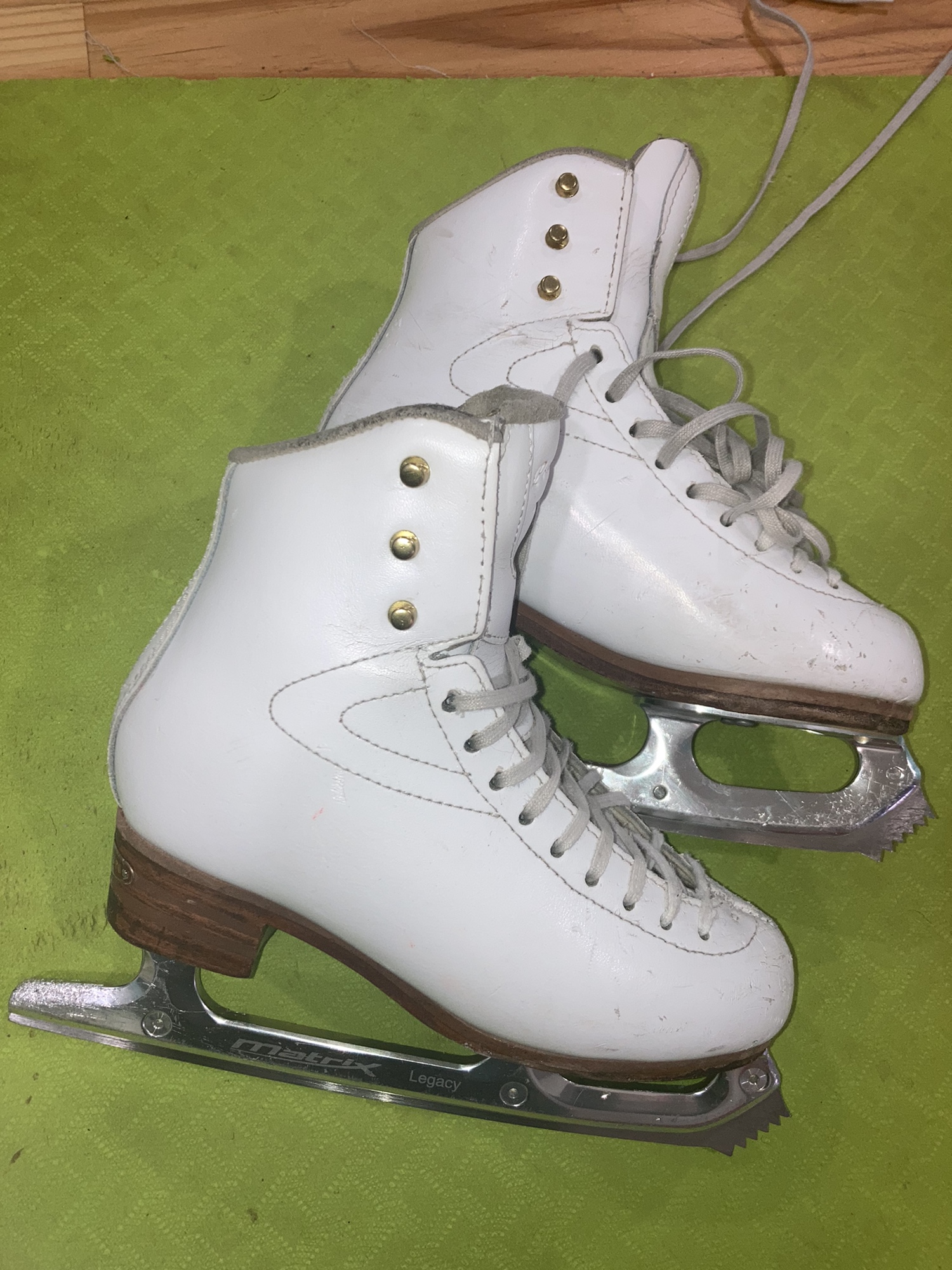 Used Jackson Size 3C Figure Skates SidelineSwap
