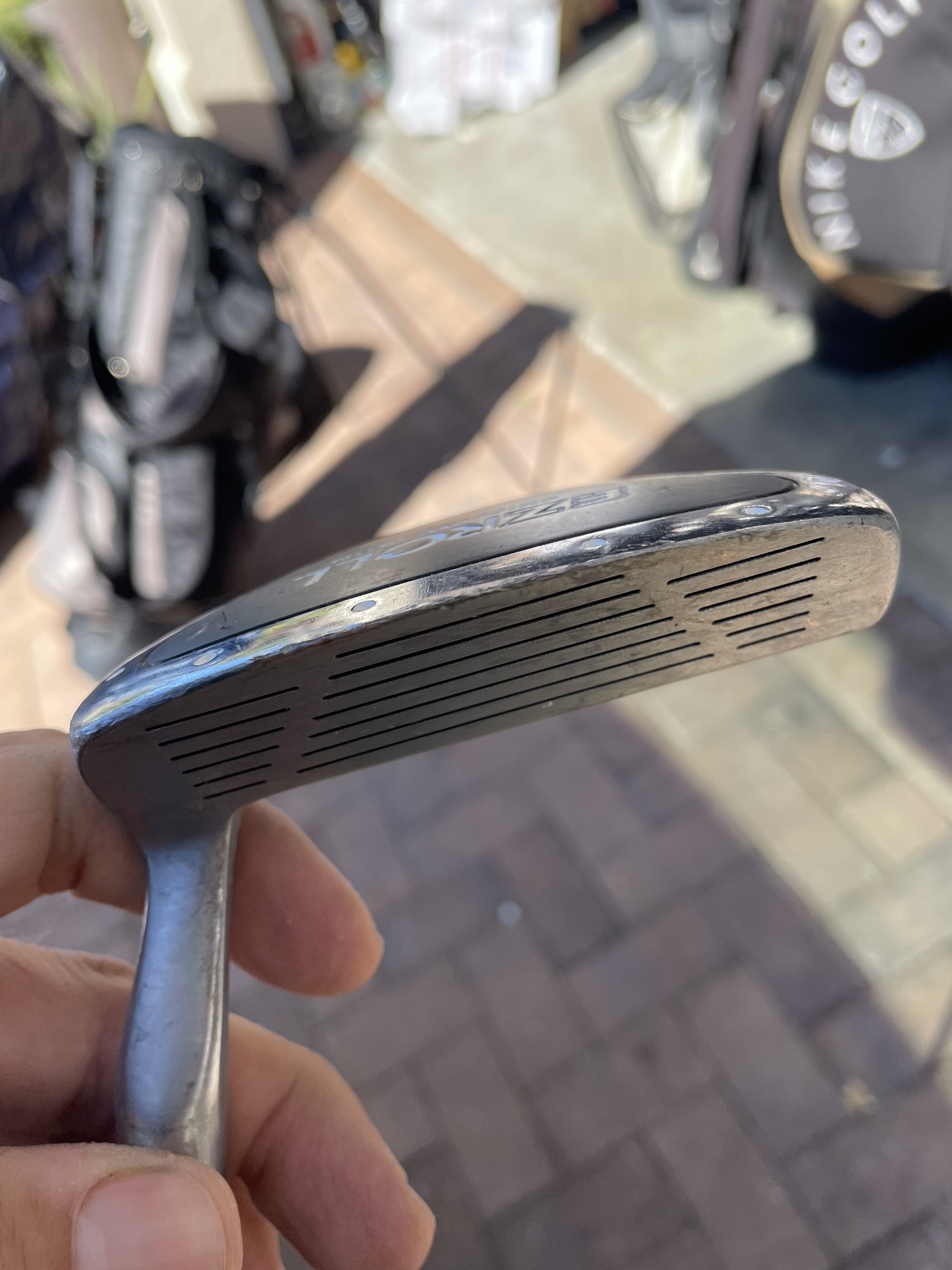 EZC Stainless EZ Roll Chipping Iron SidelineSwap