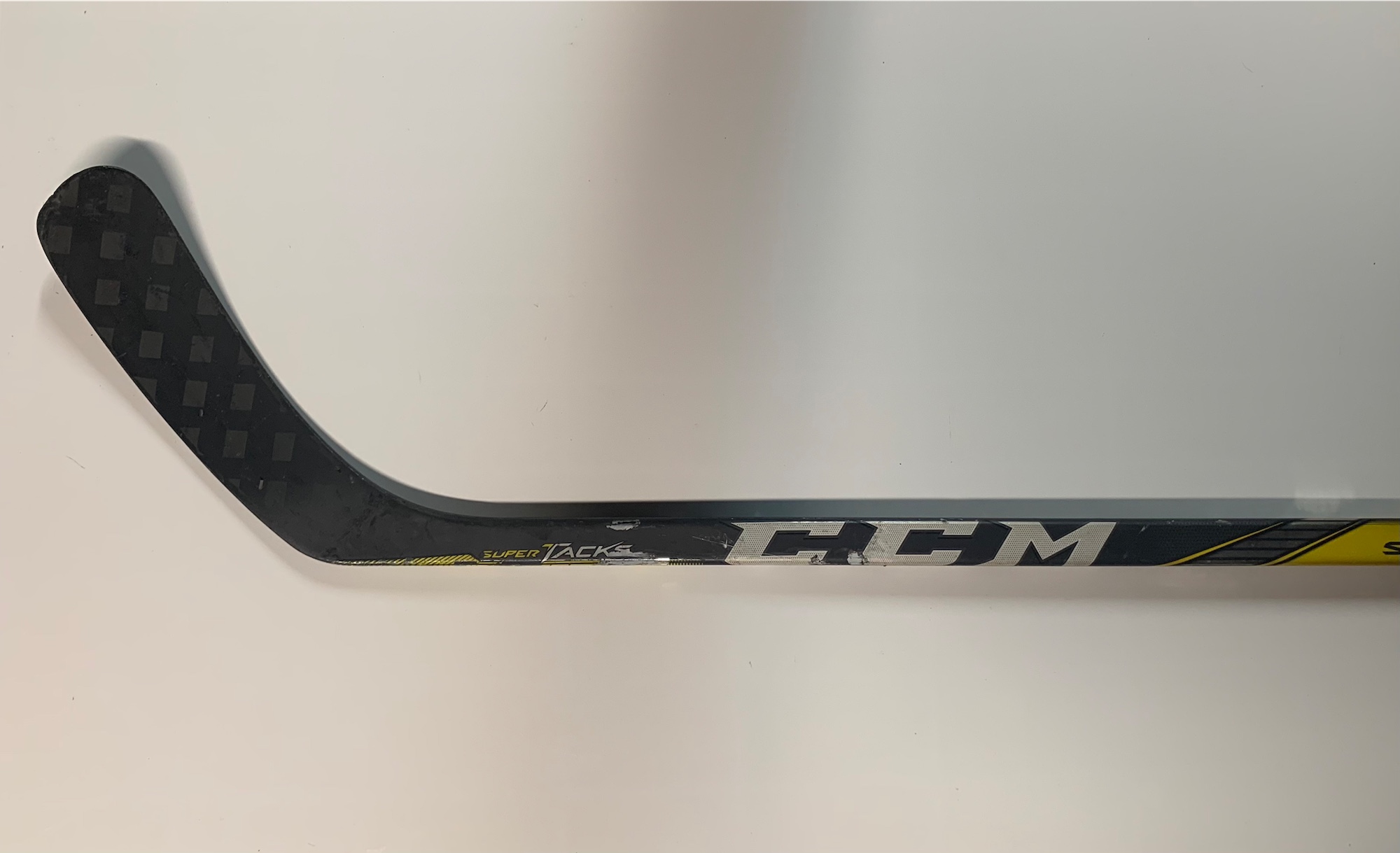 CCM Super Tacks Right Handed Crosby P29 Hockey Stick SidelineSwap