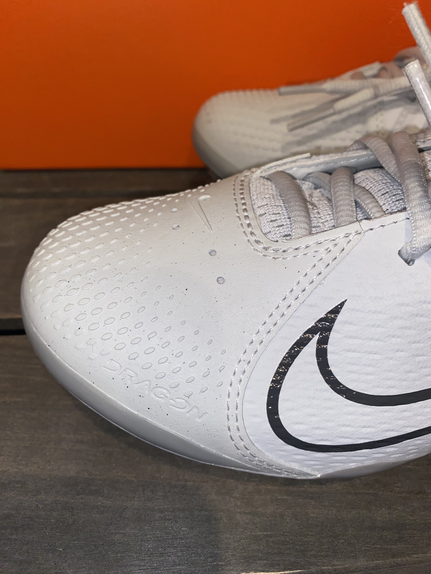 spikes nike softball