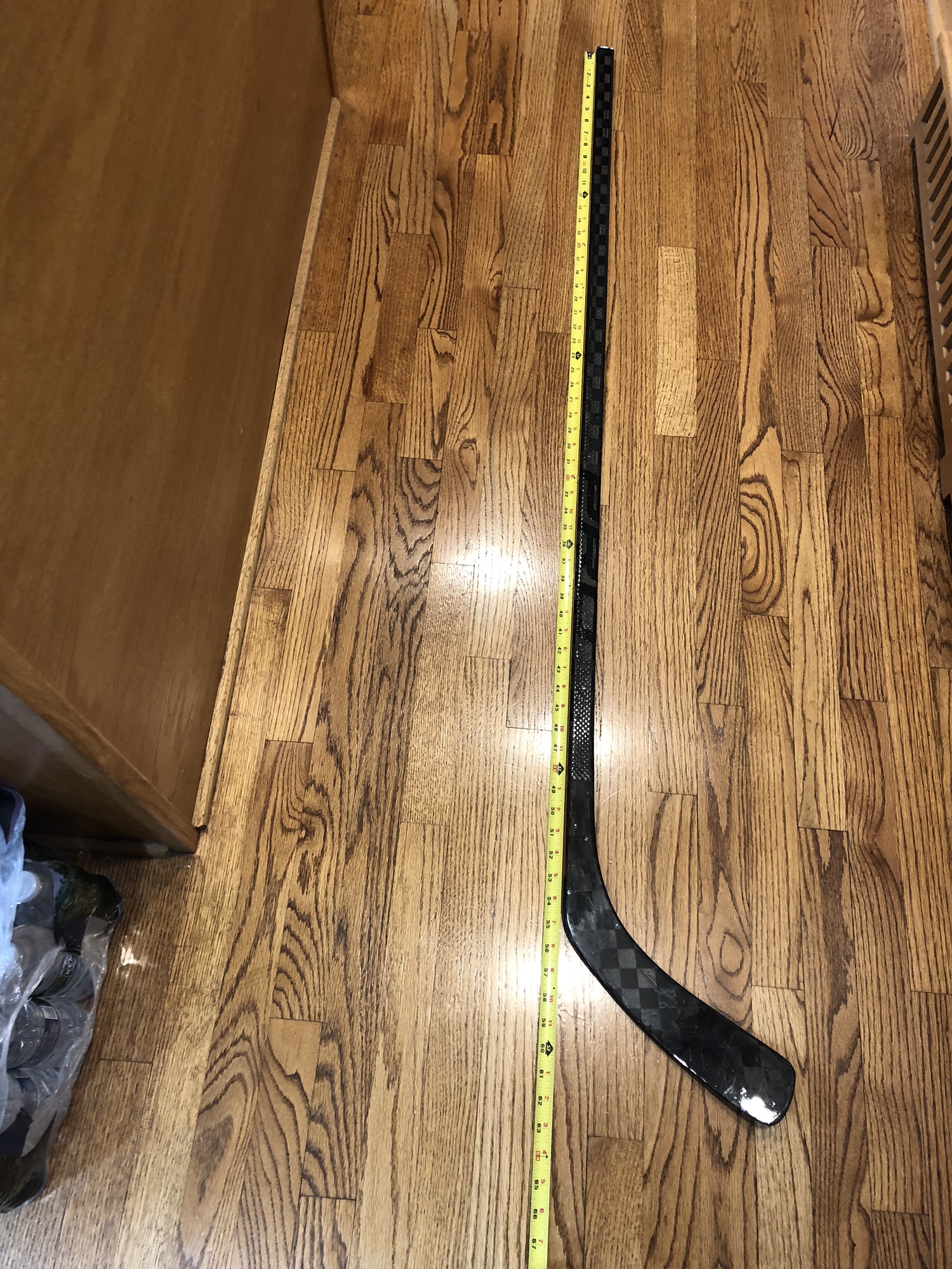 Pro Stock Patrick Kane Curve Hockey Stick 55 Flex SidelineSwap