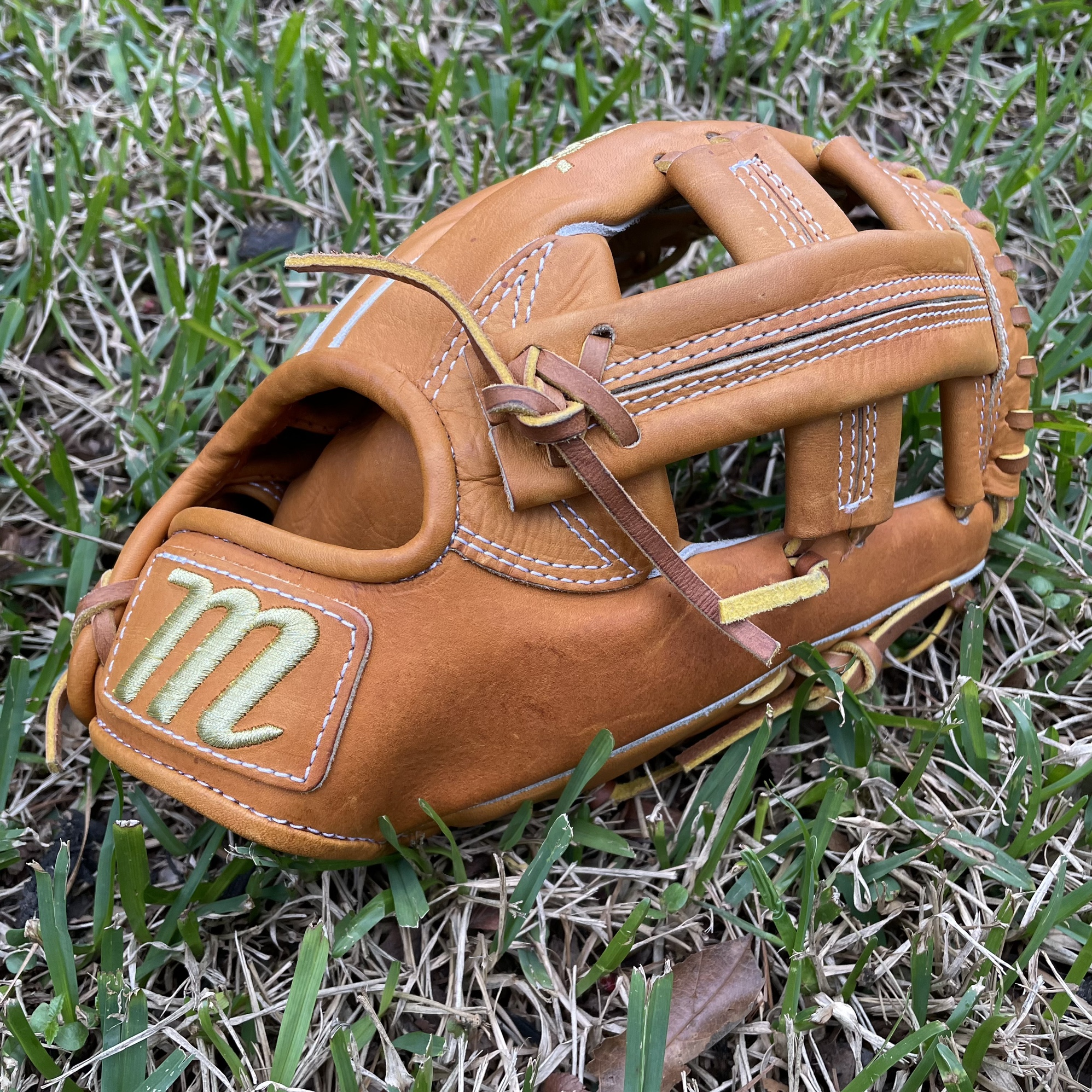 Marucci Capitol Series Limited Batch No. 1 11.5 Inch Horween Baseball