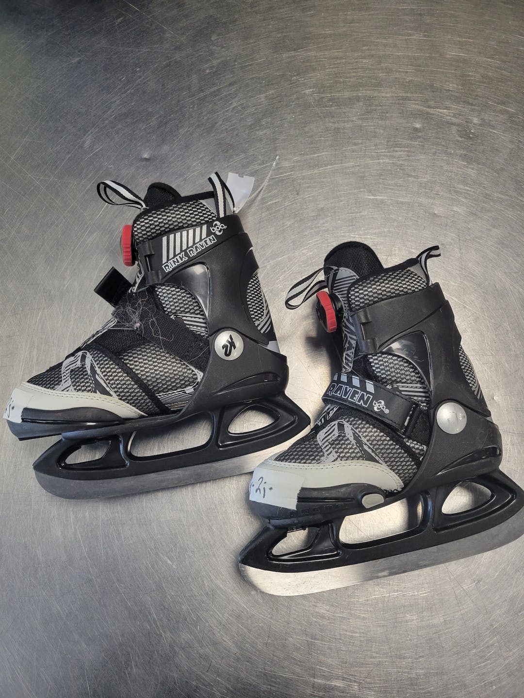 Used Rink Runner 11y2j Adjustable Soft Boot Skates SidelineSwap