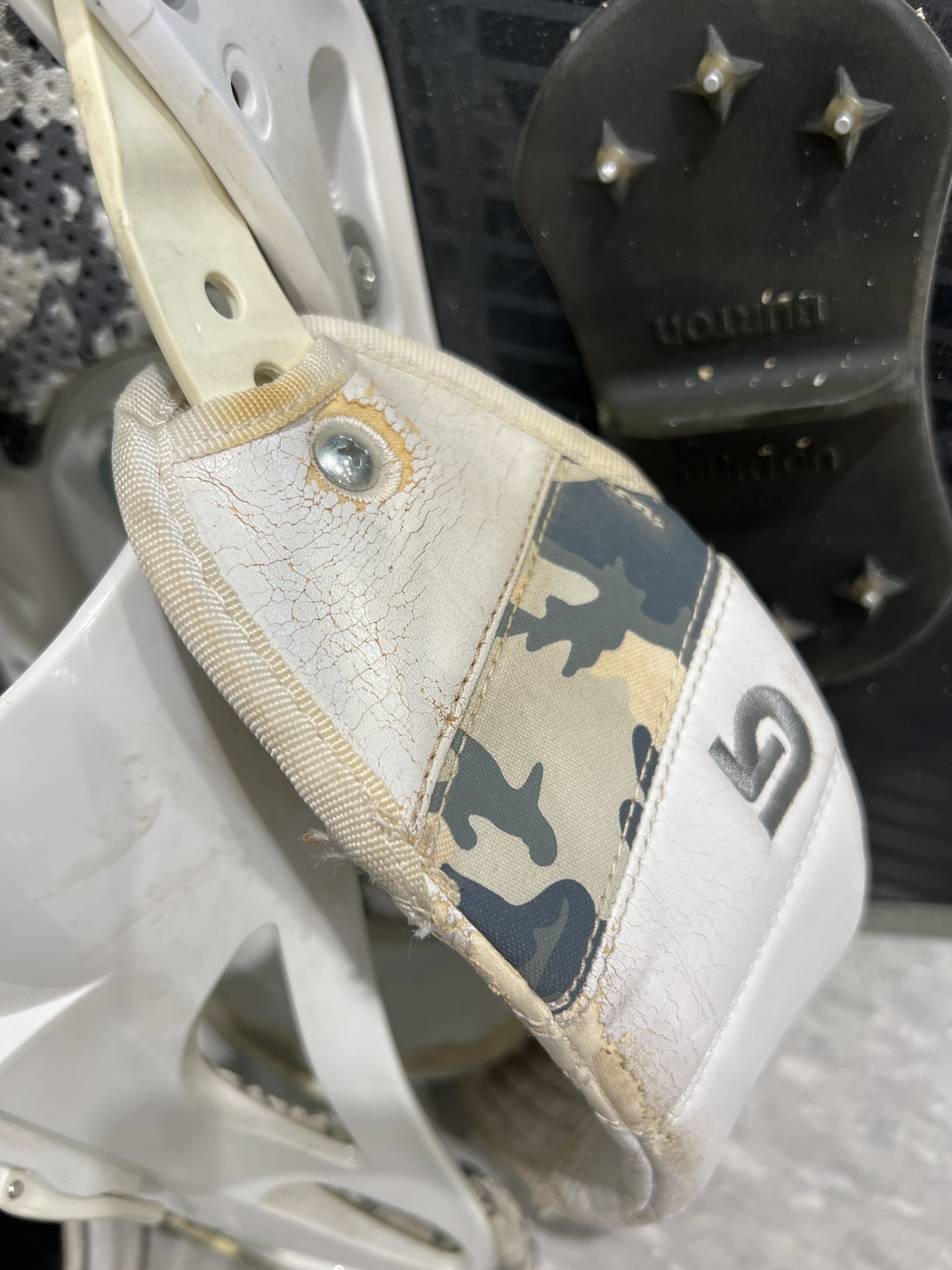 Used 158cm K2 Format Snowboard with Burton Freestyle Bindings