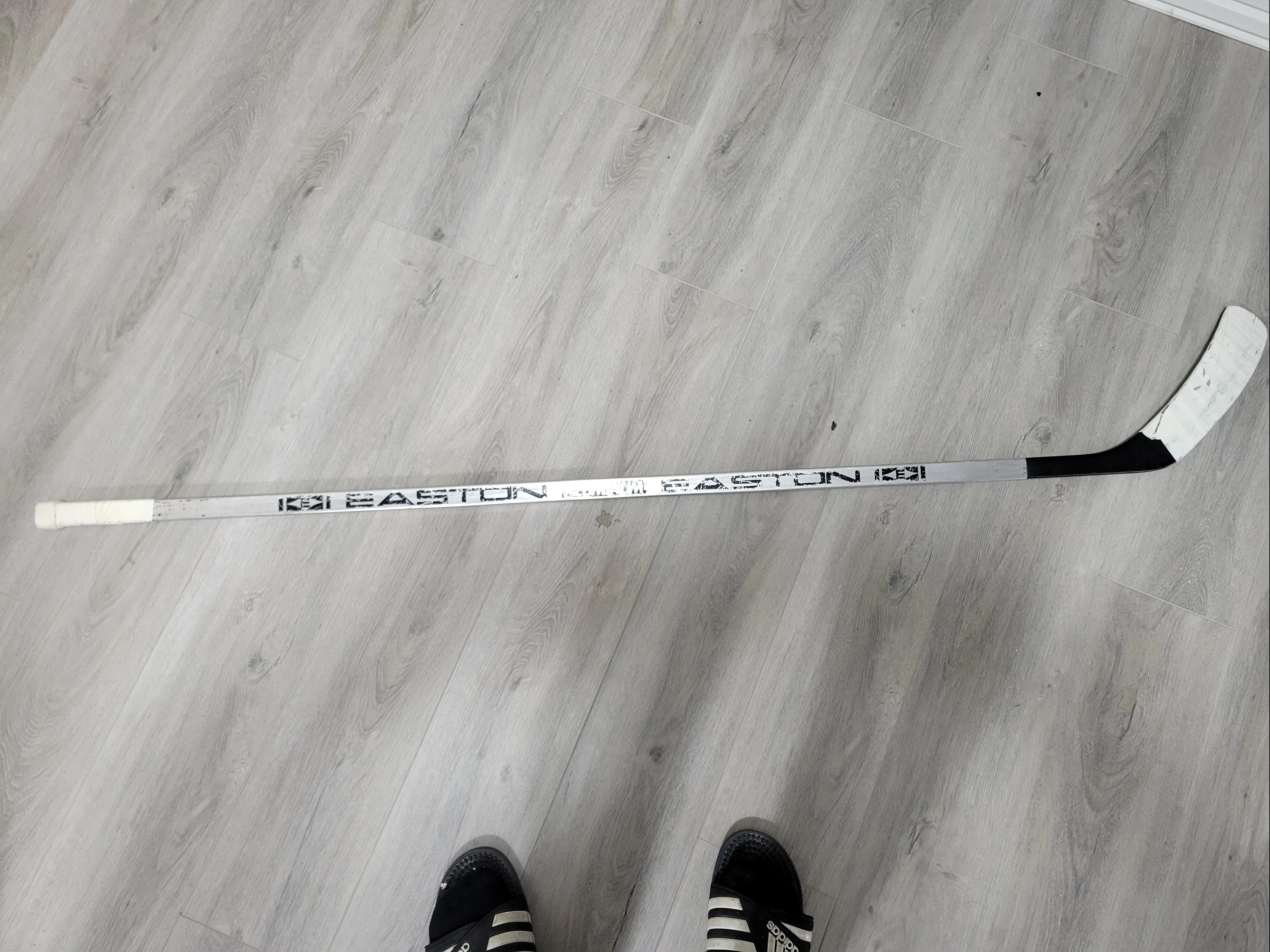 Easton Aluminum H5000 stick SidelineSwap