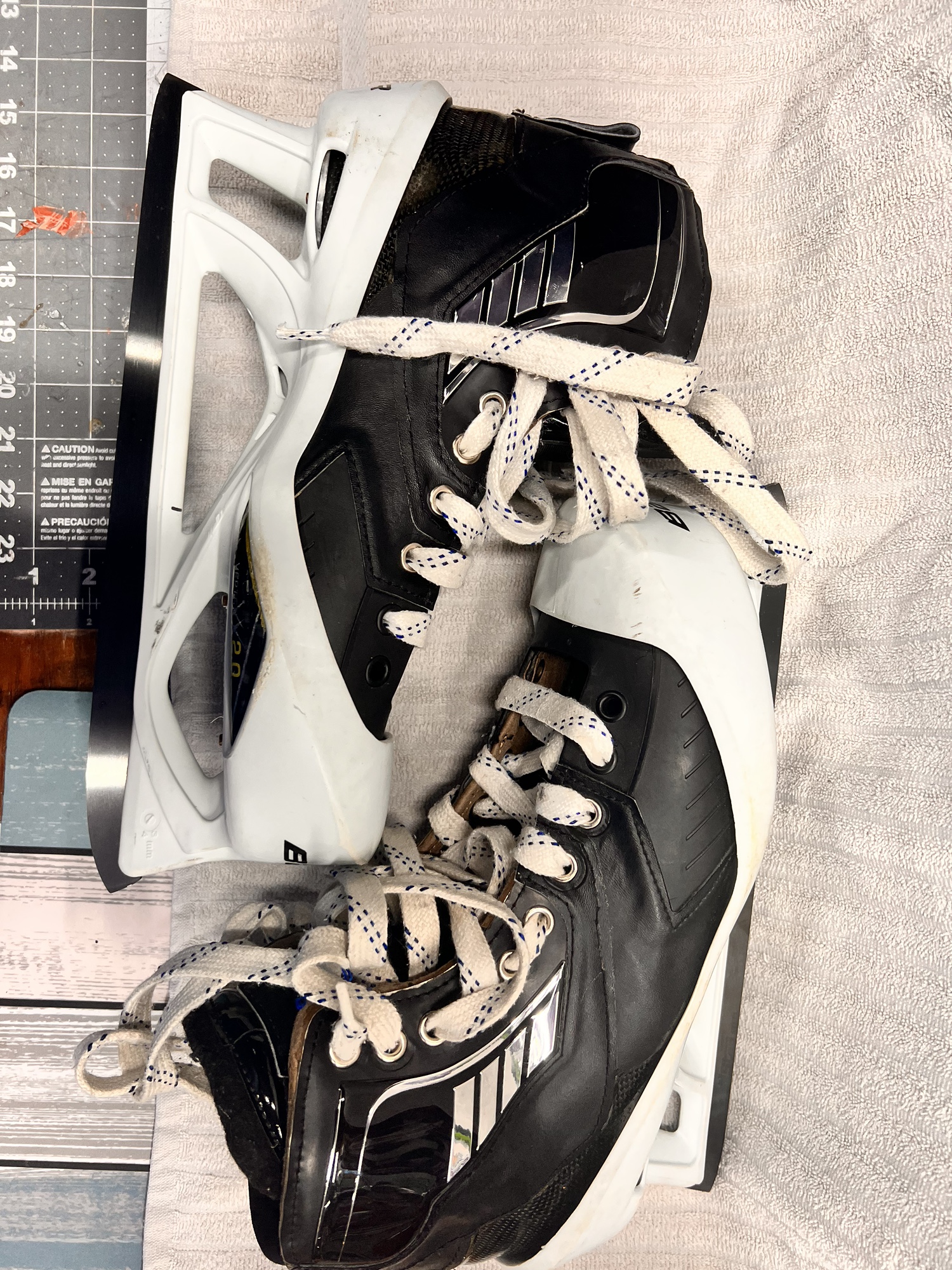 VH Size 10 Hockey Goalie Skates SidelineSwap