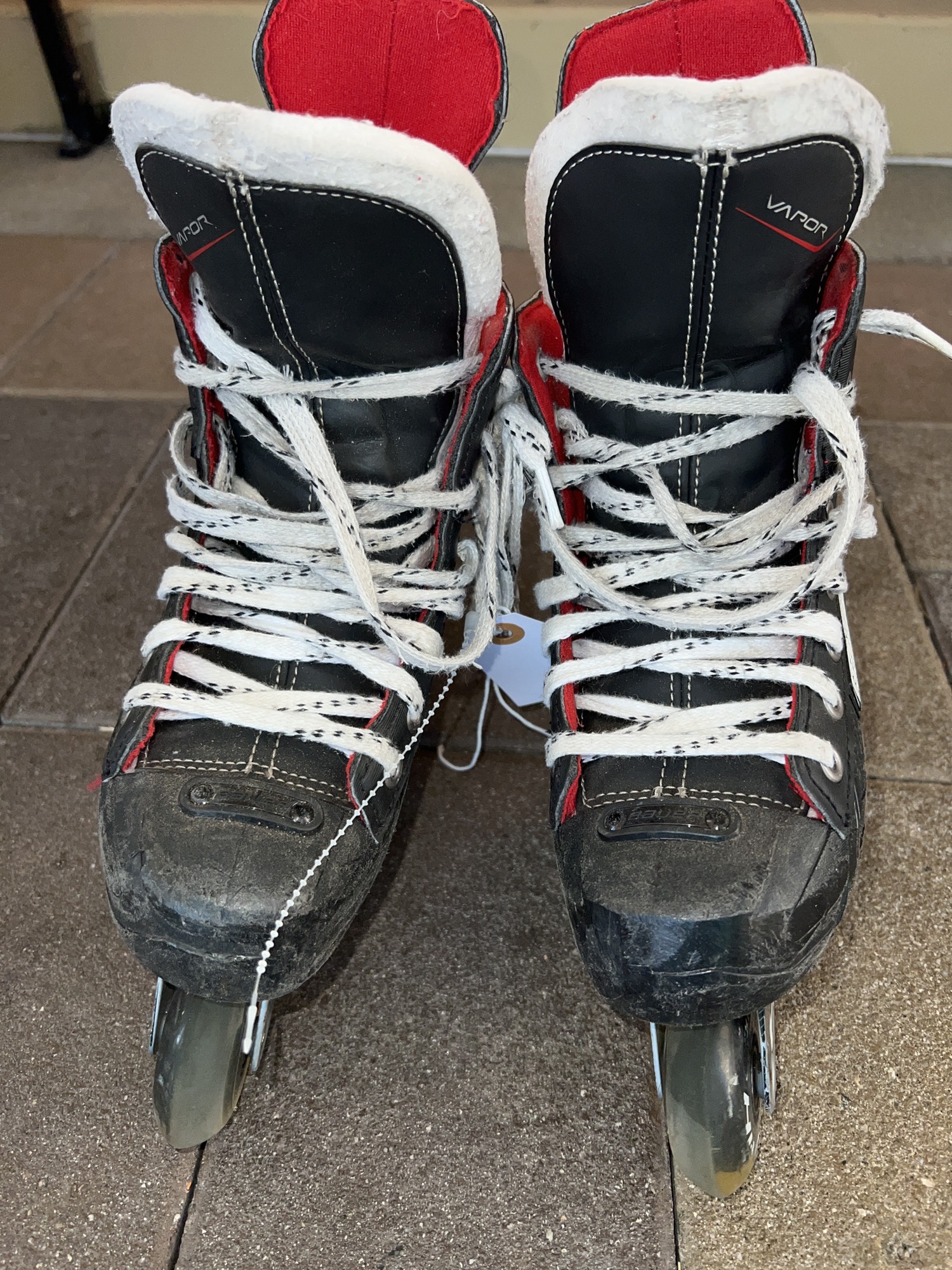 Used Bauer Inline Skates D&R (Regular) 3.0 SidelineSwap