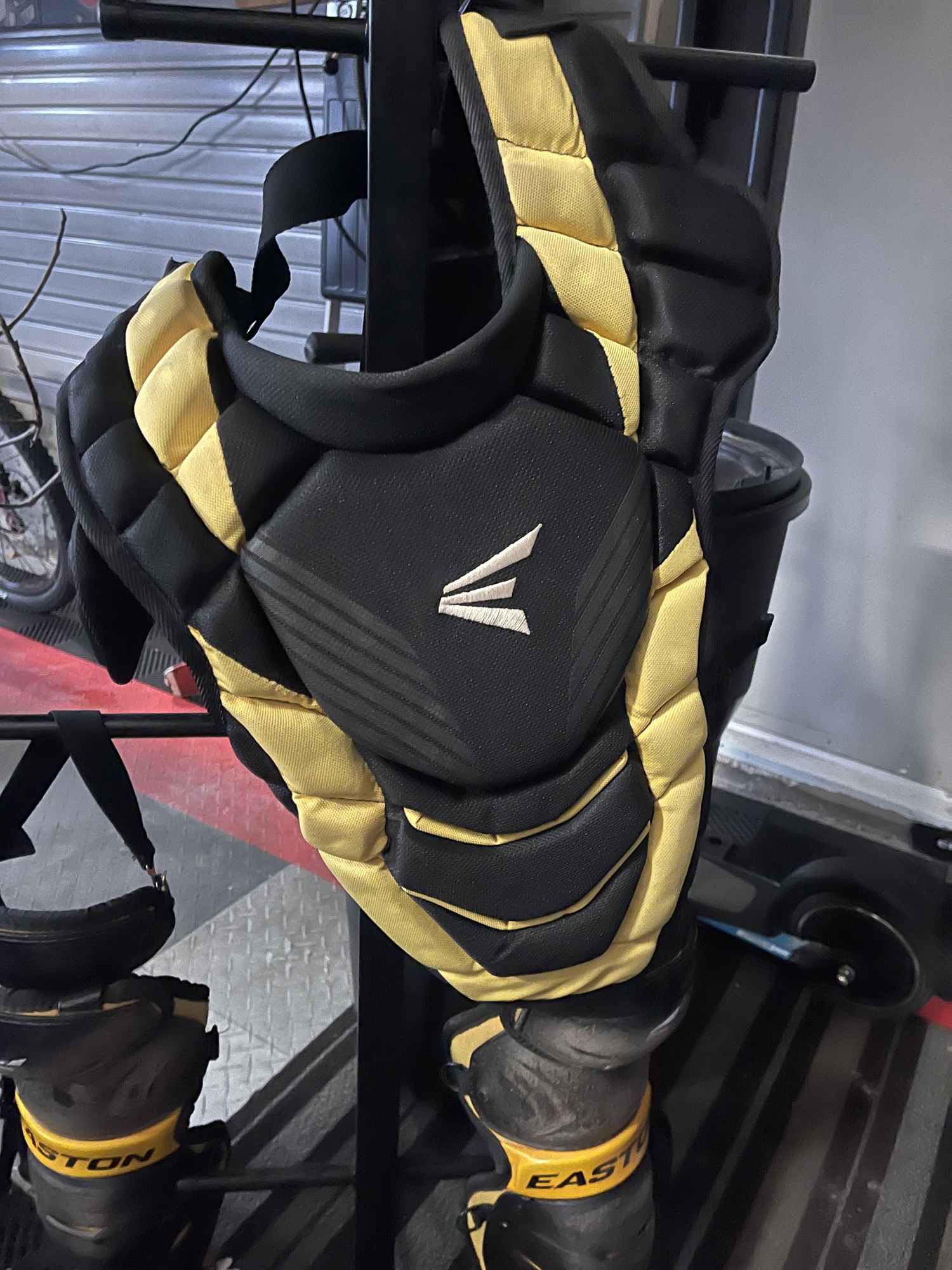 Easton Elite x Catcher's Set SidelineSwap