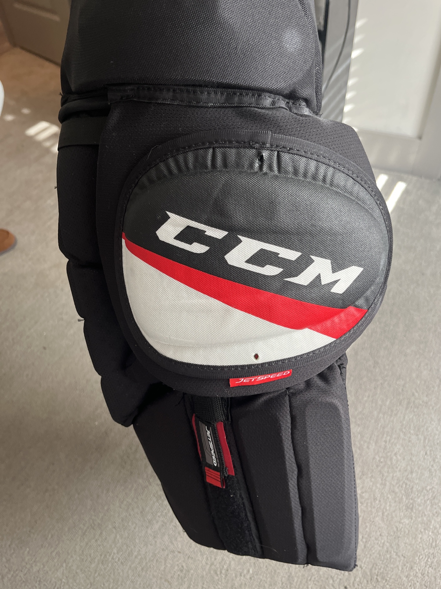 New Medium CCM JetSpeed Girdle SidelineSwap