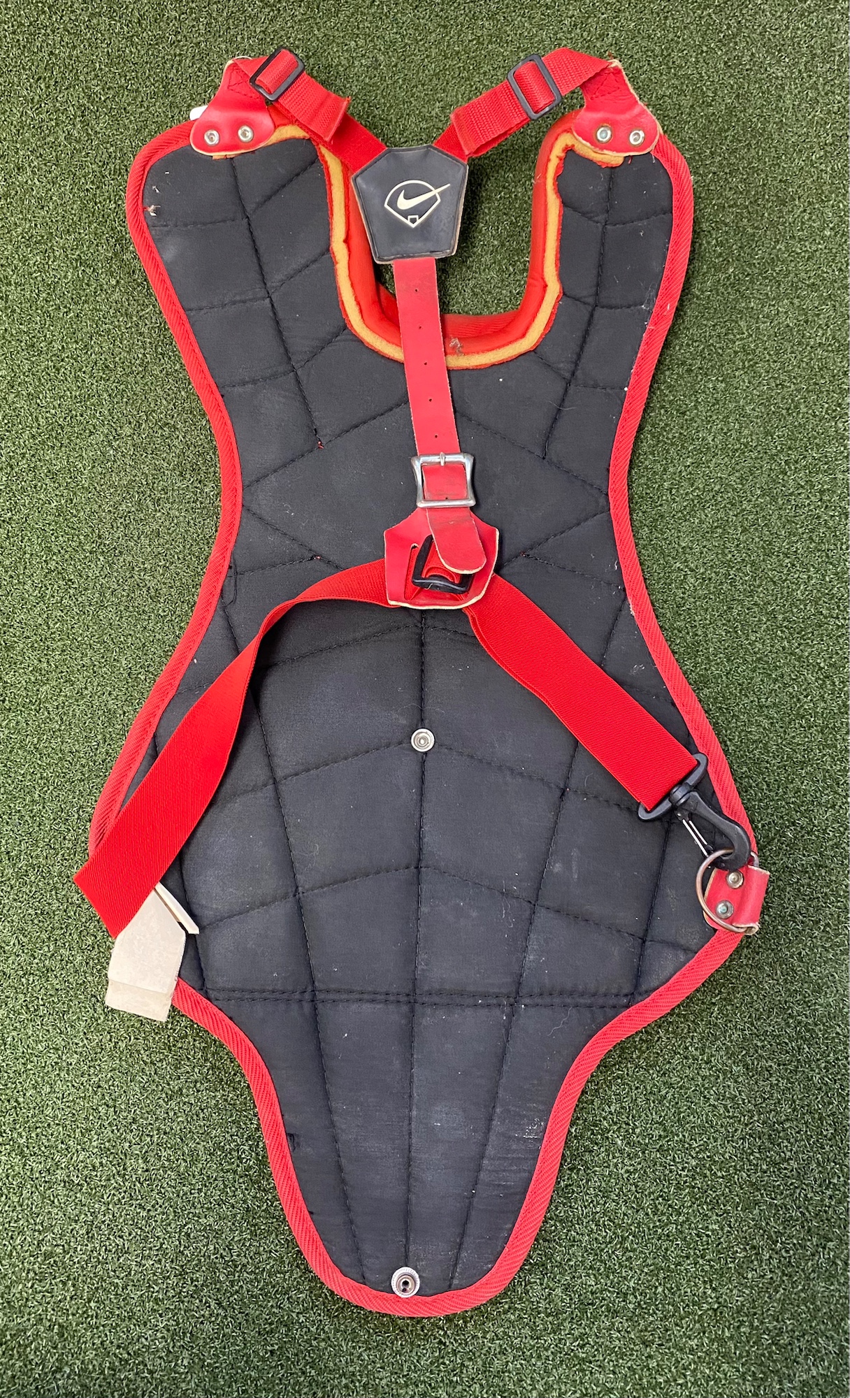 Nike Red Baseball Chest Protector (3664) SidelineSwap