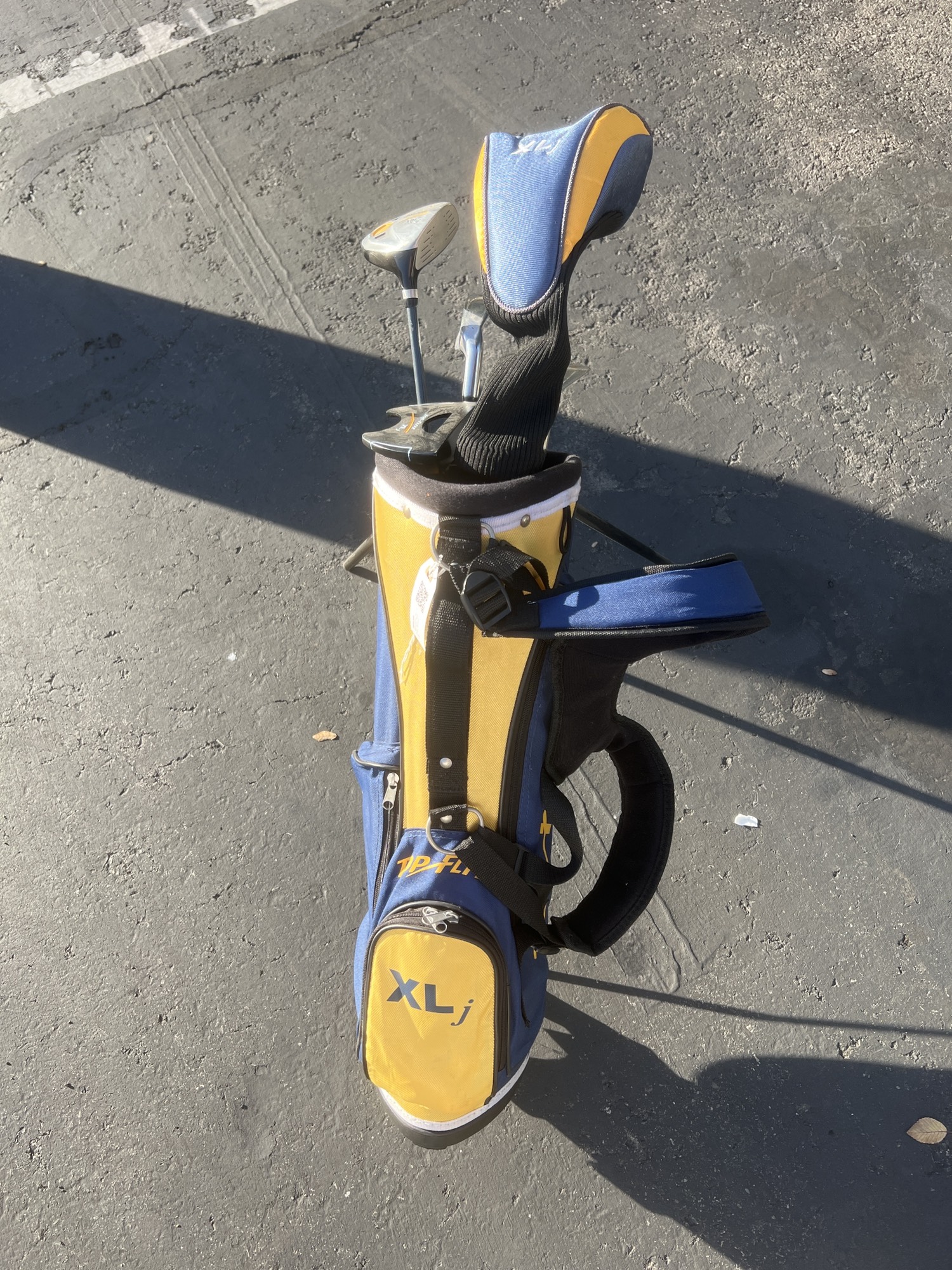 Used Junior Top Flite XLj Right Clubs (Full Set) Number of Clubs