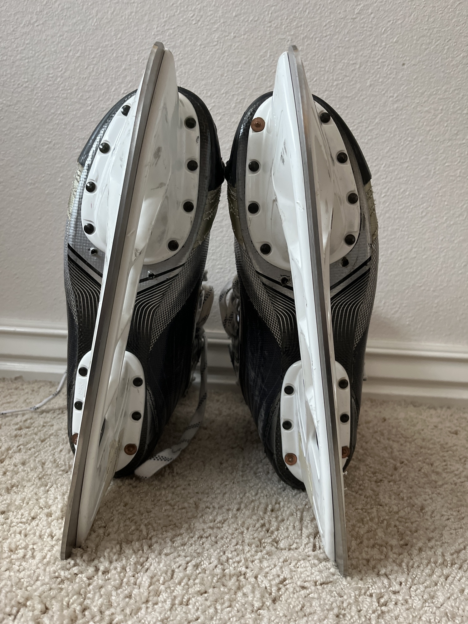 Used CCM Wide Width Pro Stock Size 10.5W U+ Crazy Light Hockey Skates