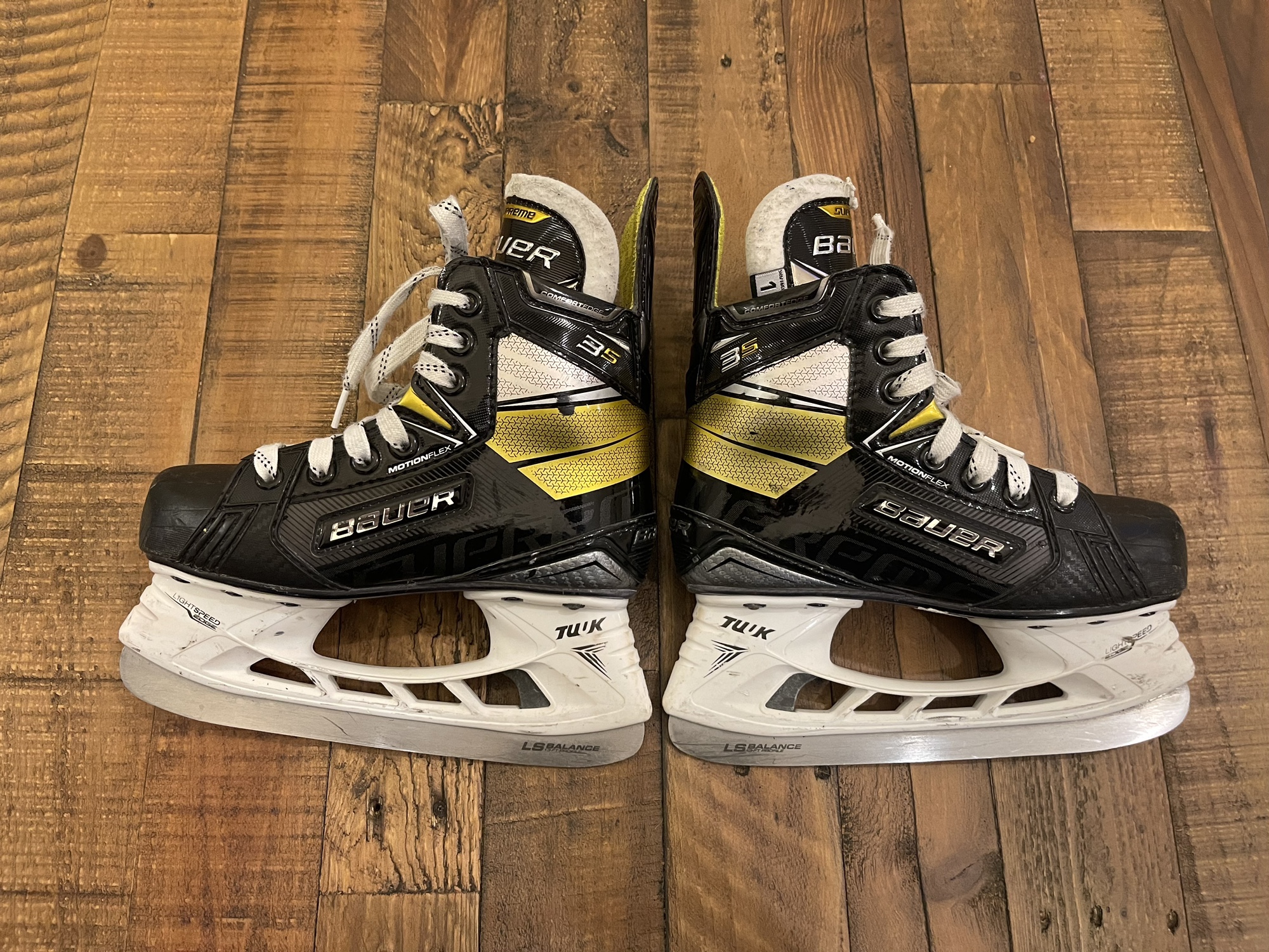 Bauer Supreme 3S Ice Hockey Skates Junior Size 1 D Width SidelineSwap
