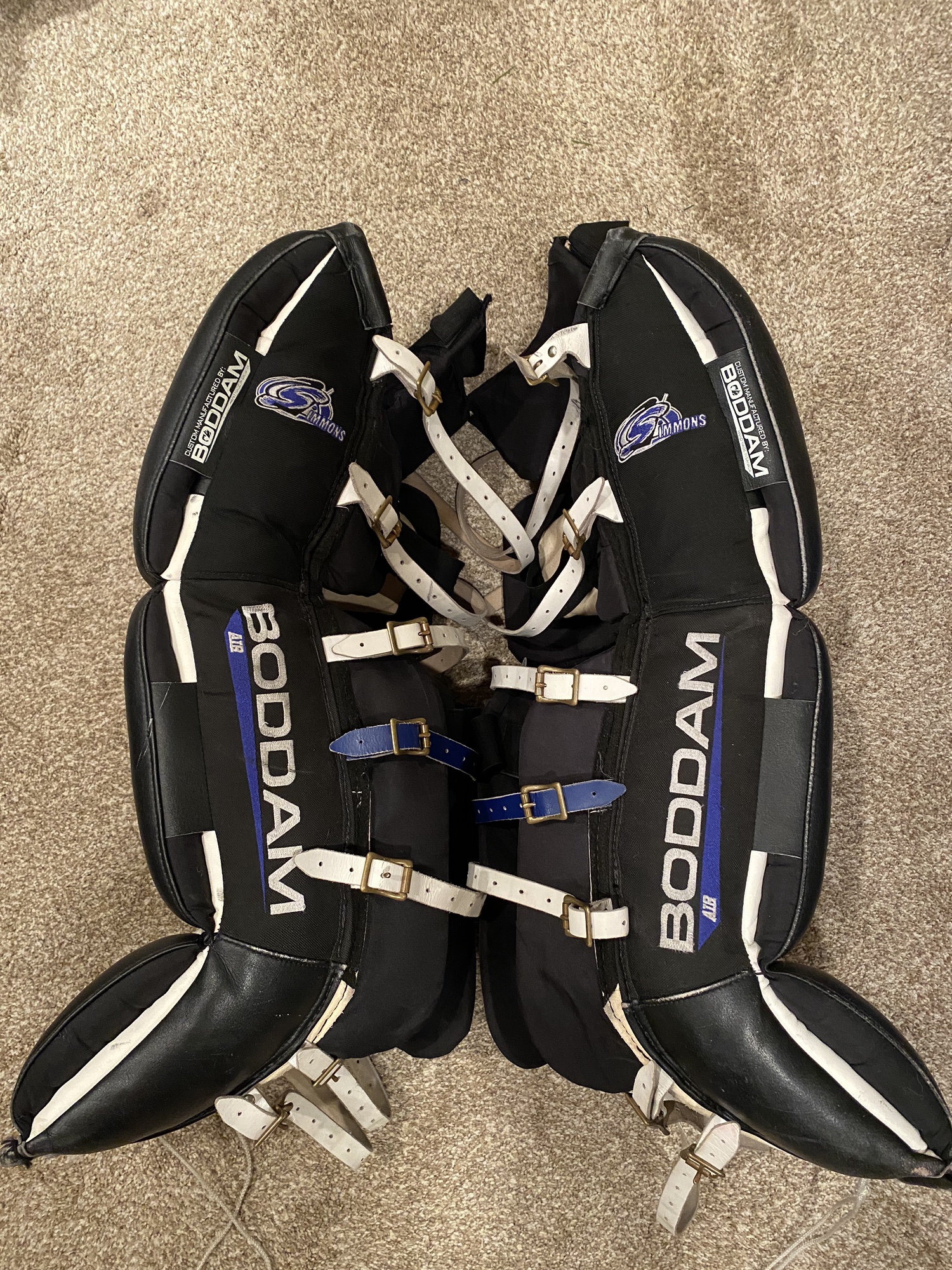 33" Boddam Air Elite Goalie Leg Pads SidelineSwap