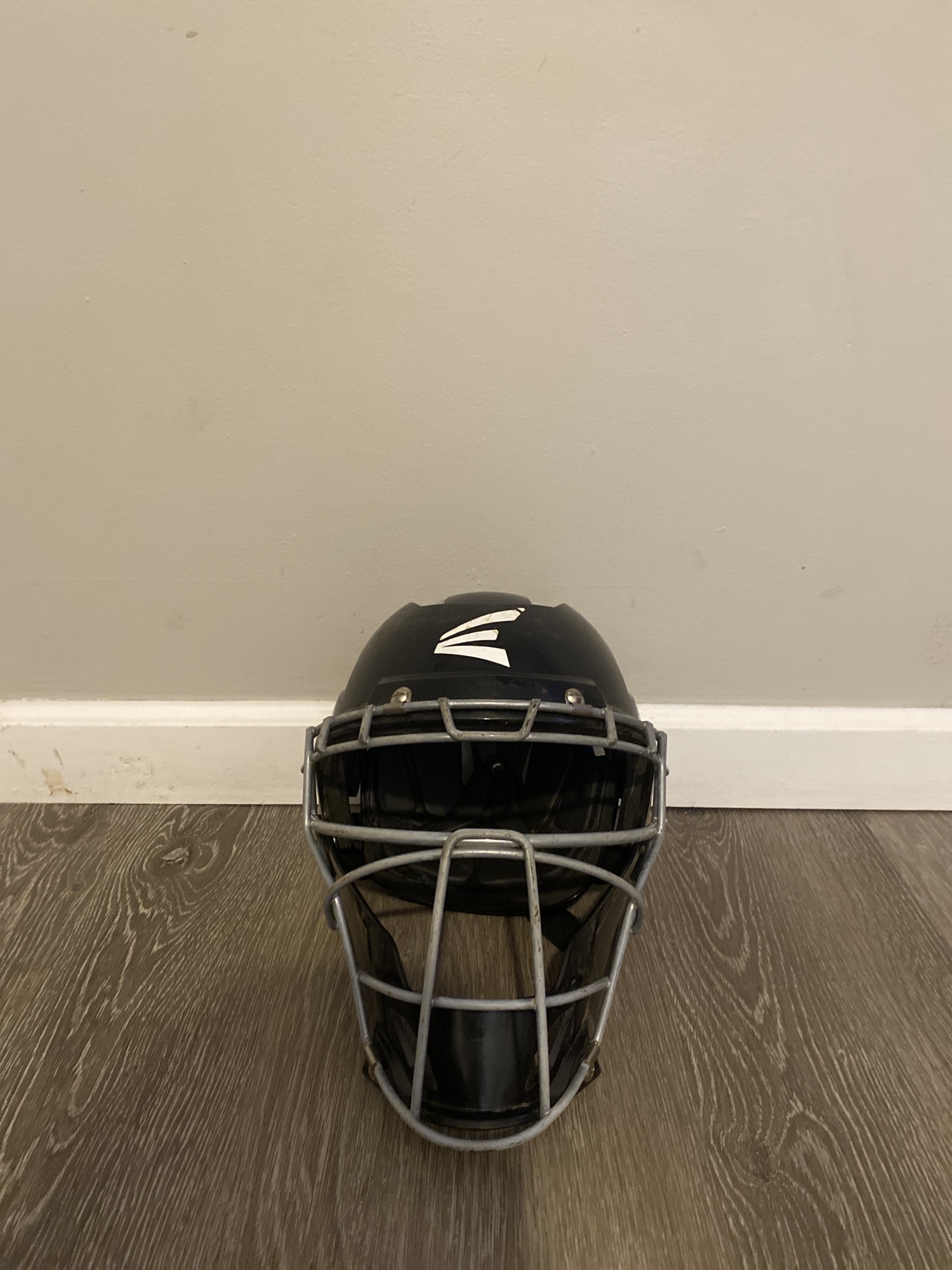 Easton catchers mask SidelineSwap