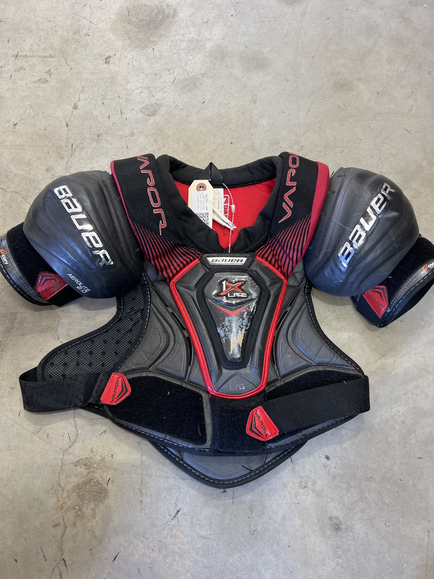 Used Junior Large Bauer Vapor 1X Lite Shoulder Pads SidelineSwap