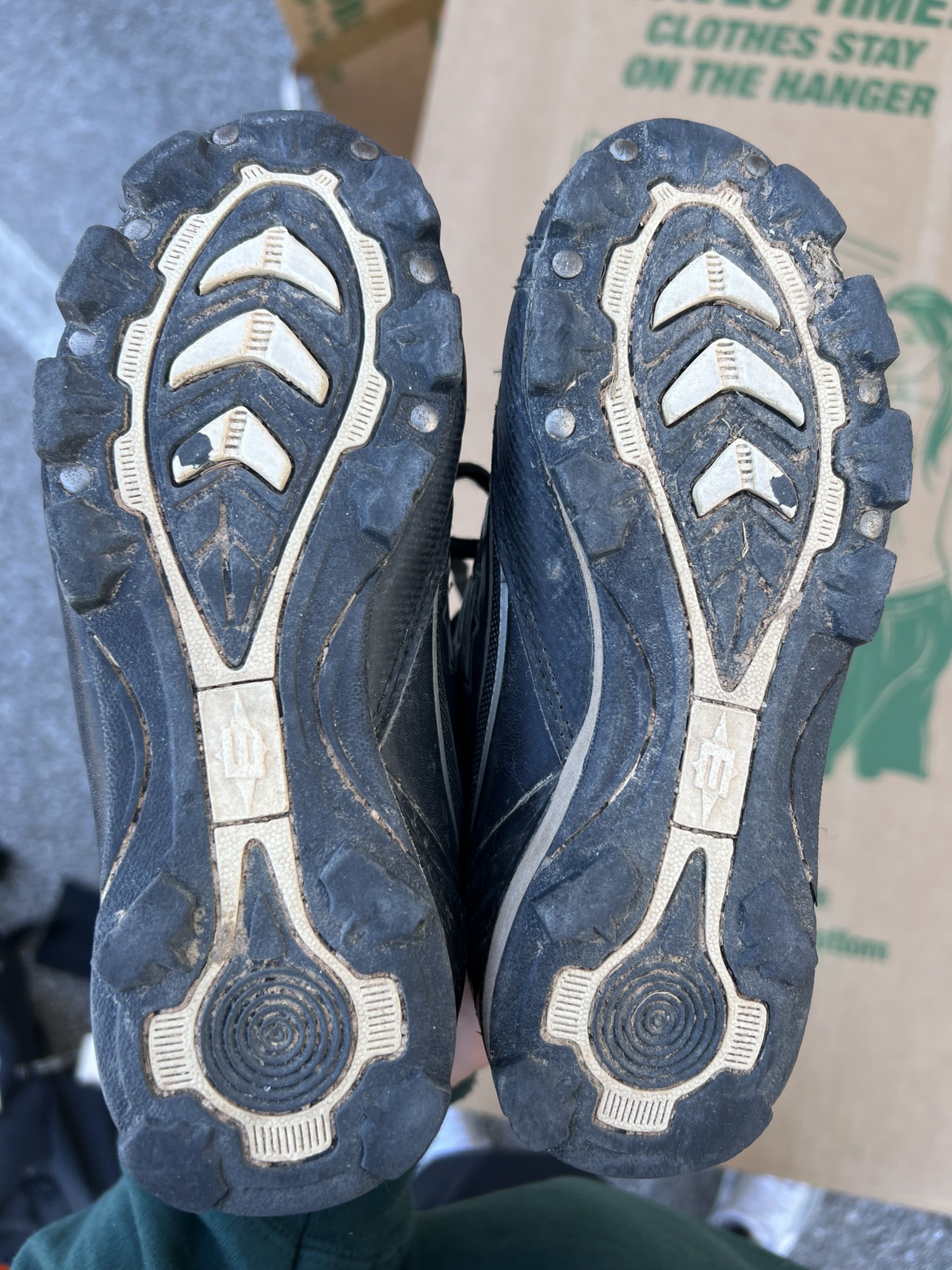 easton football cleats