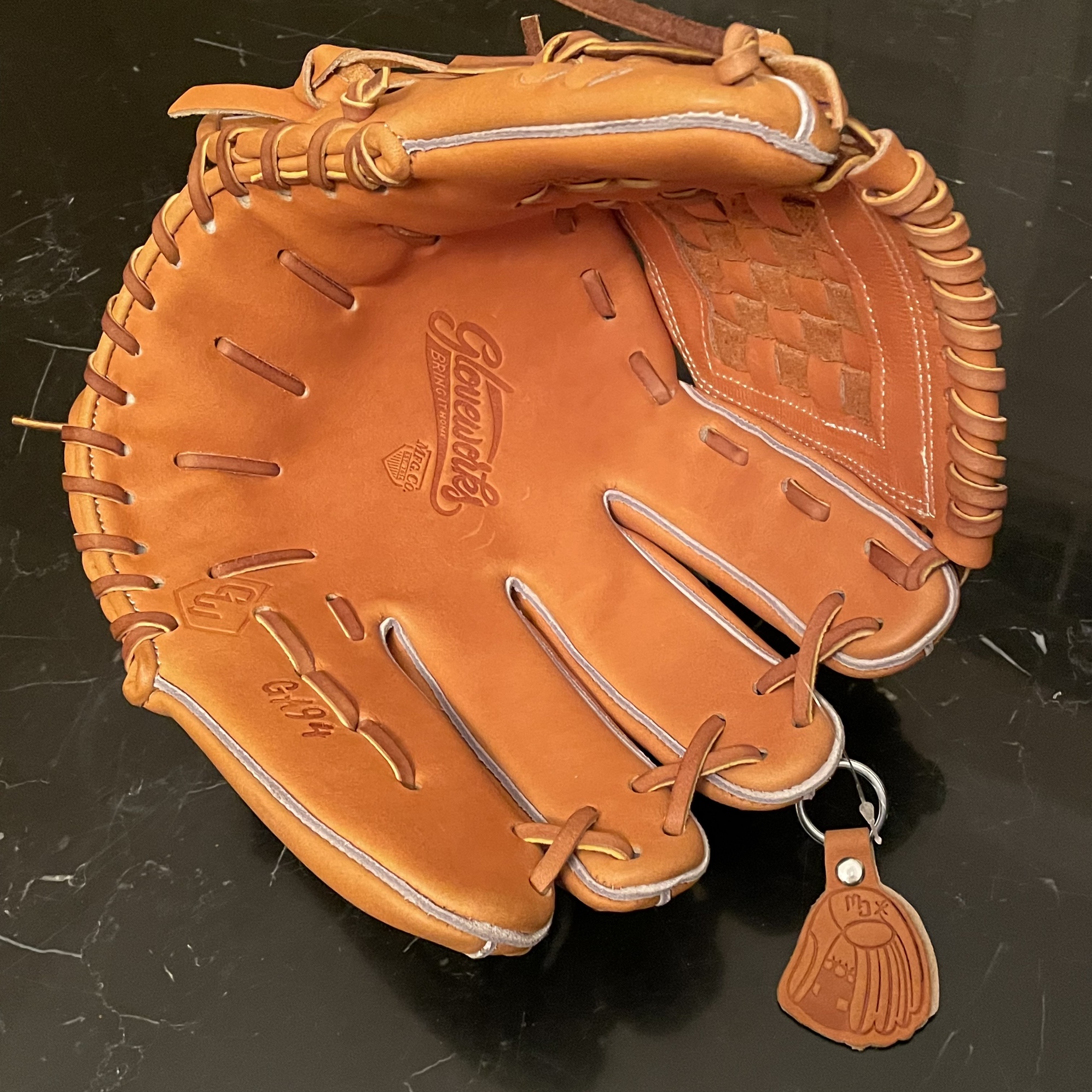 NWT GLOVEWORKS 12 INCH LIMITED EDITION HORWEEN WINGTIP BASEBALL GLOVE