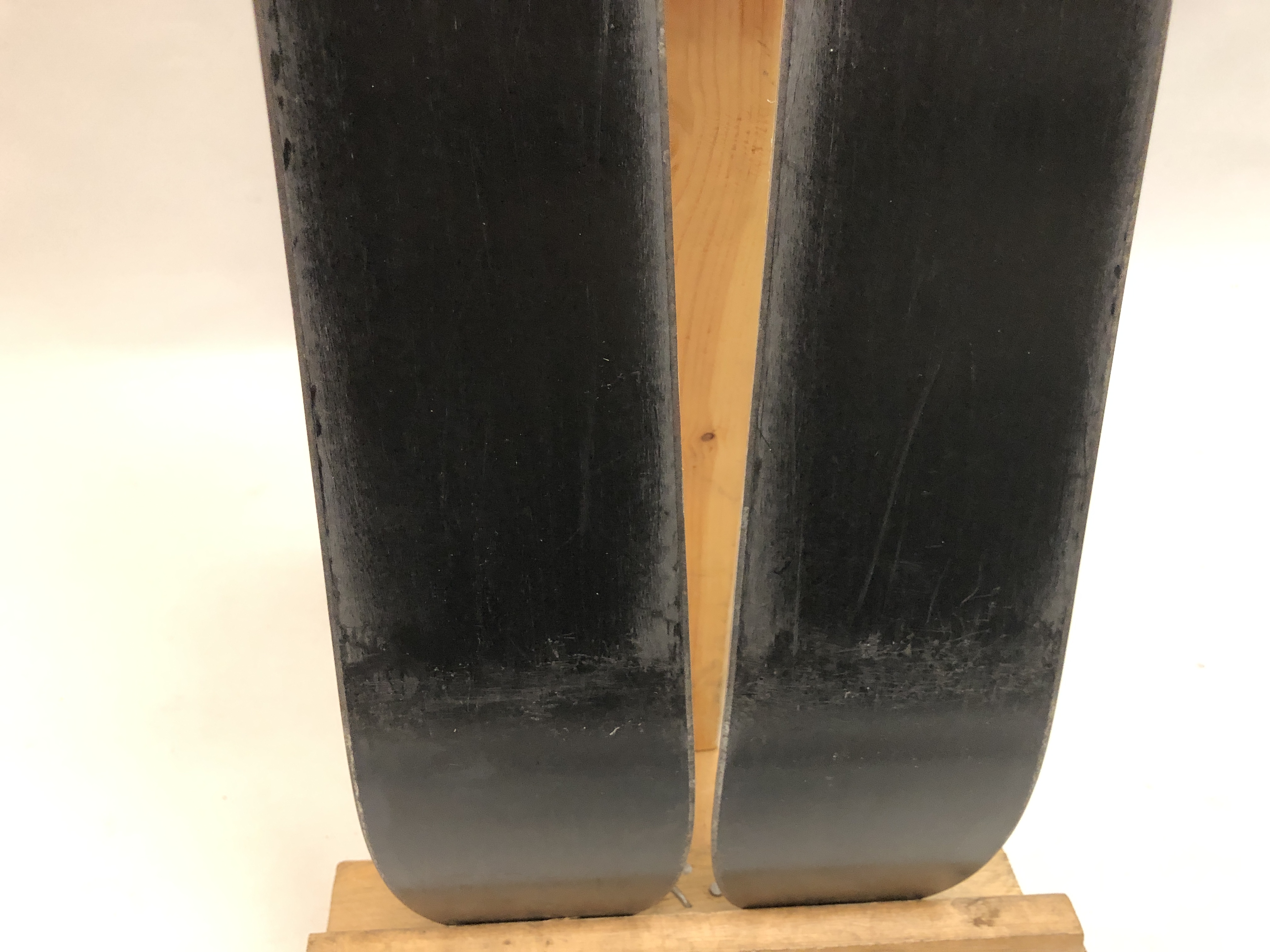 Roxy G1 138 Skis W/ Roxy Integral Bindings SidelineSwap