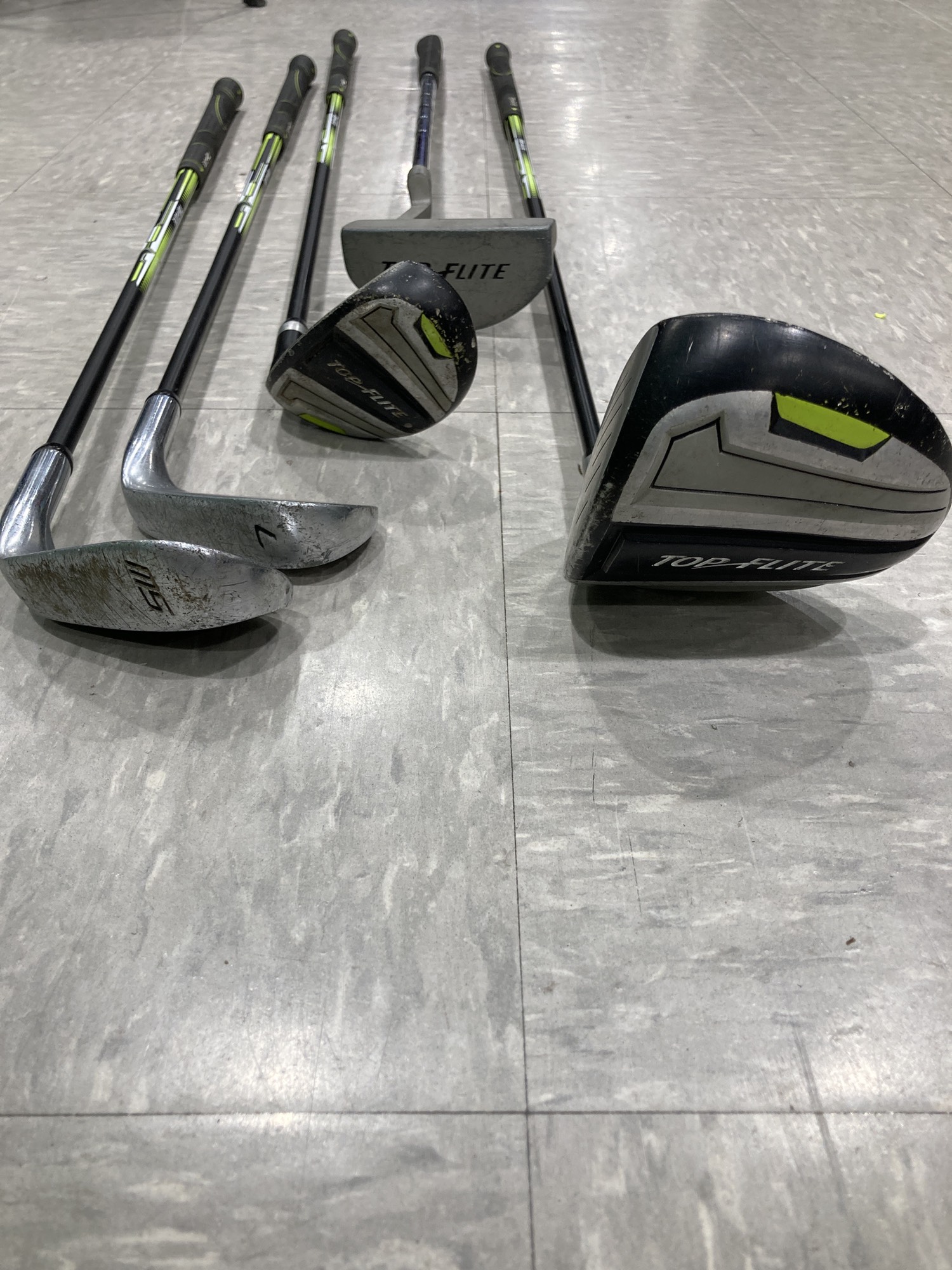 Used Junior Top Flite Lefty Clubs (Set of 5) SidelineSwap