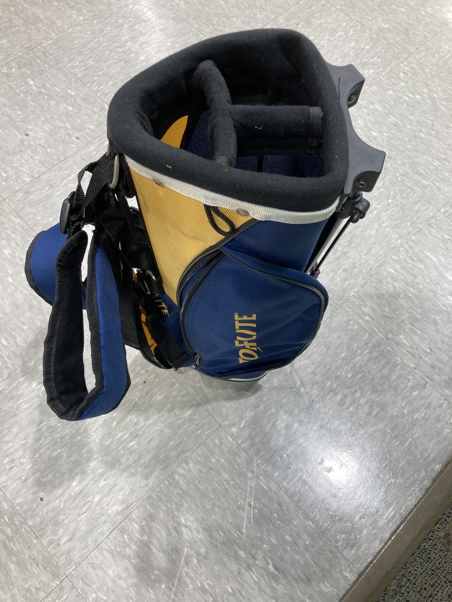 Used Youth Top Flite Golf Bag SidelineSwap