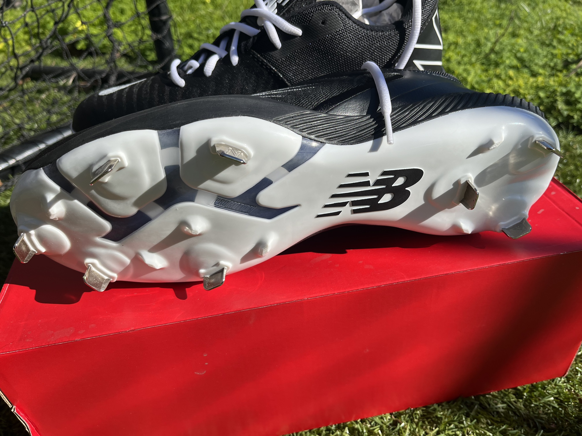 customize new balance metal cleats